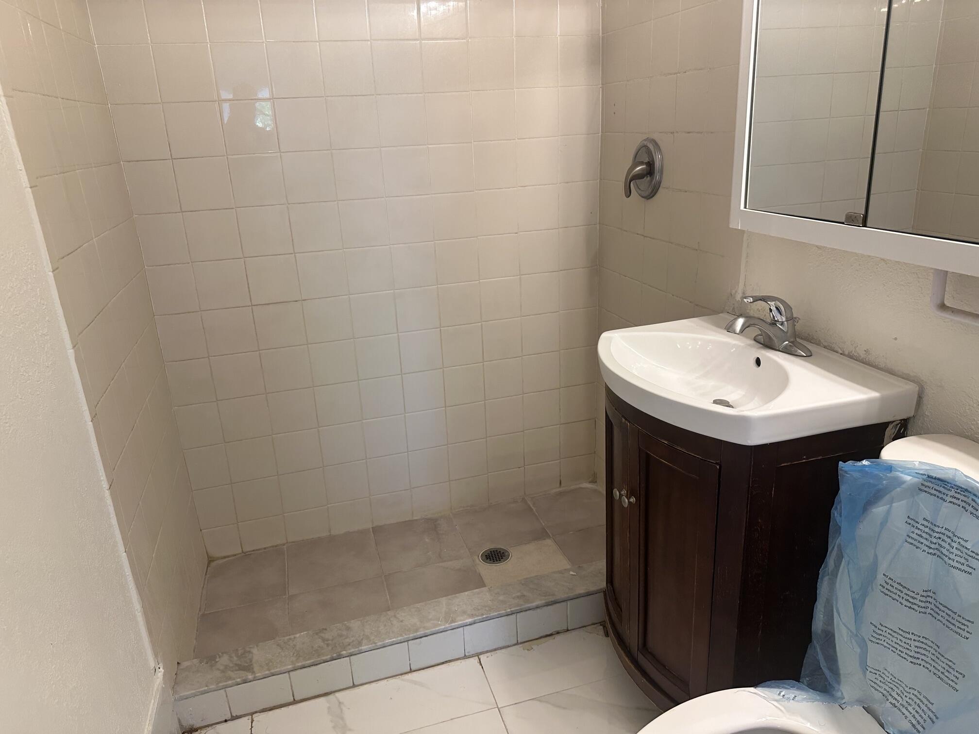 SUN LAND PARK - Residential Lease