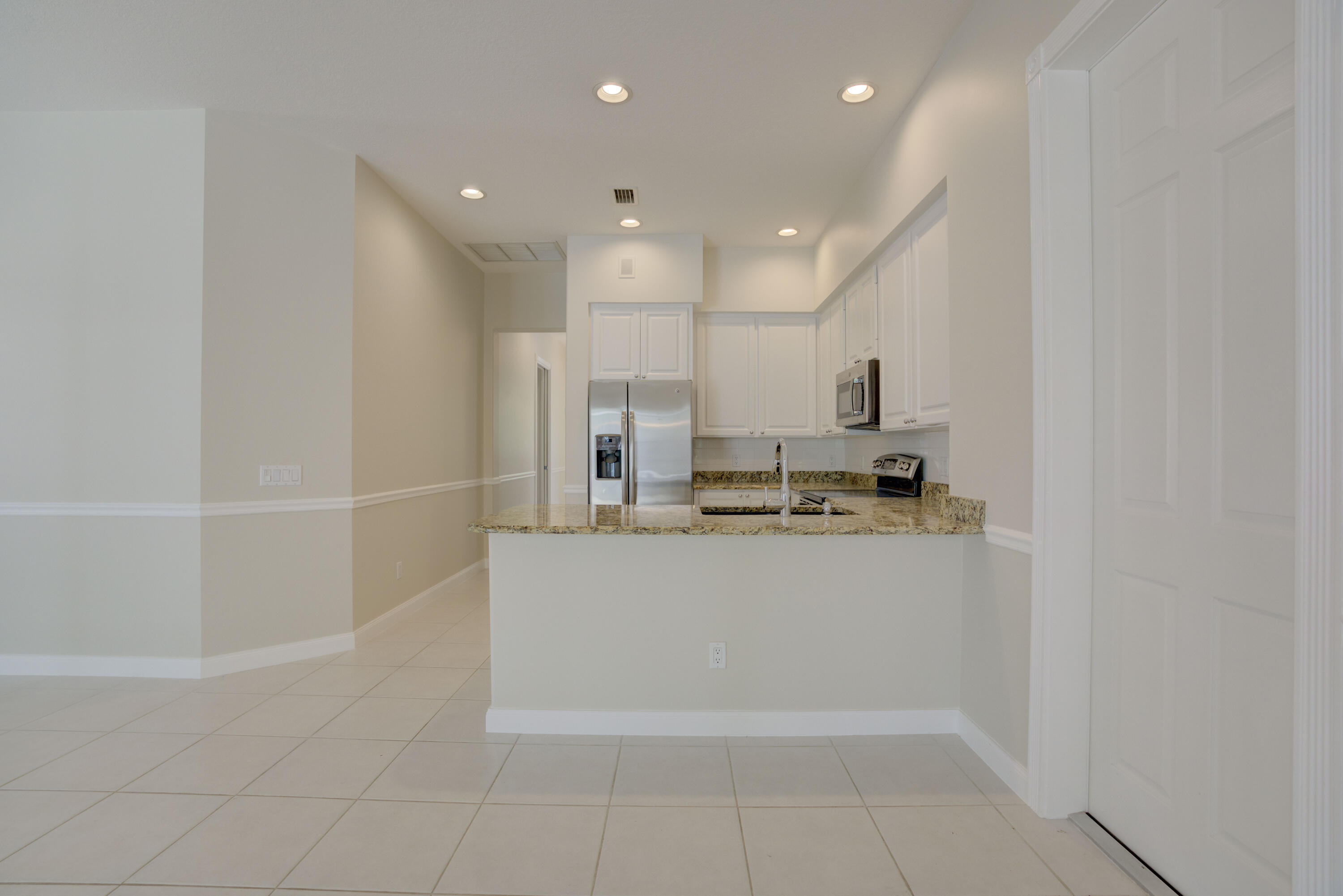TUSCANY AT ABACOA 2 - Residential Lease