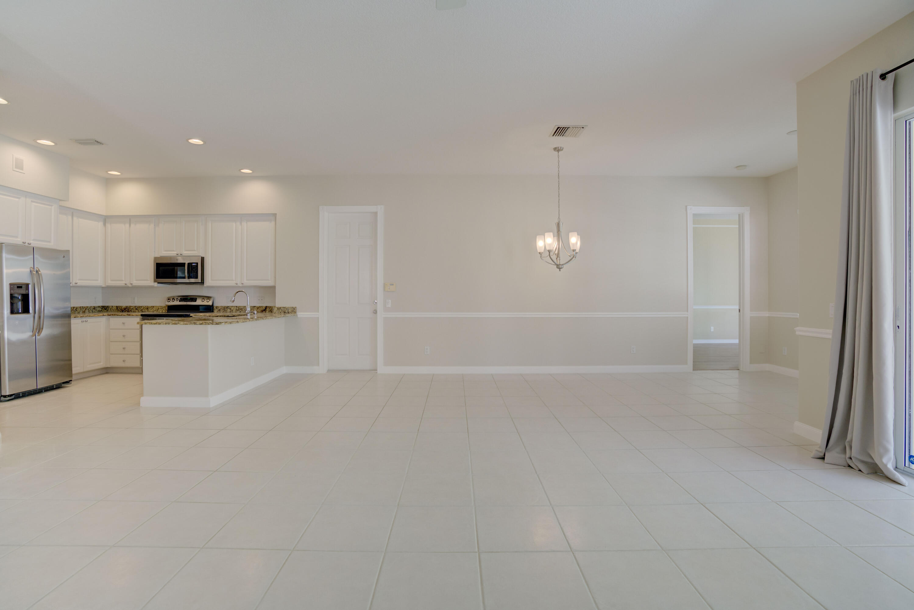 TUSCANY AT ABACOA 2 - Residential Lease