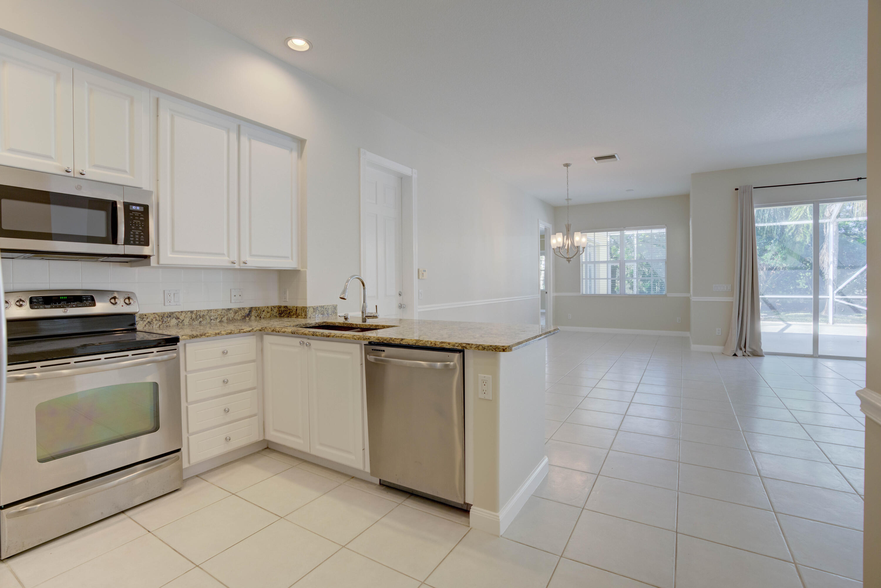 TUSCANY AT ABACOA 2 - Residential Lease