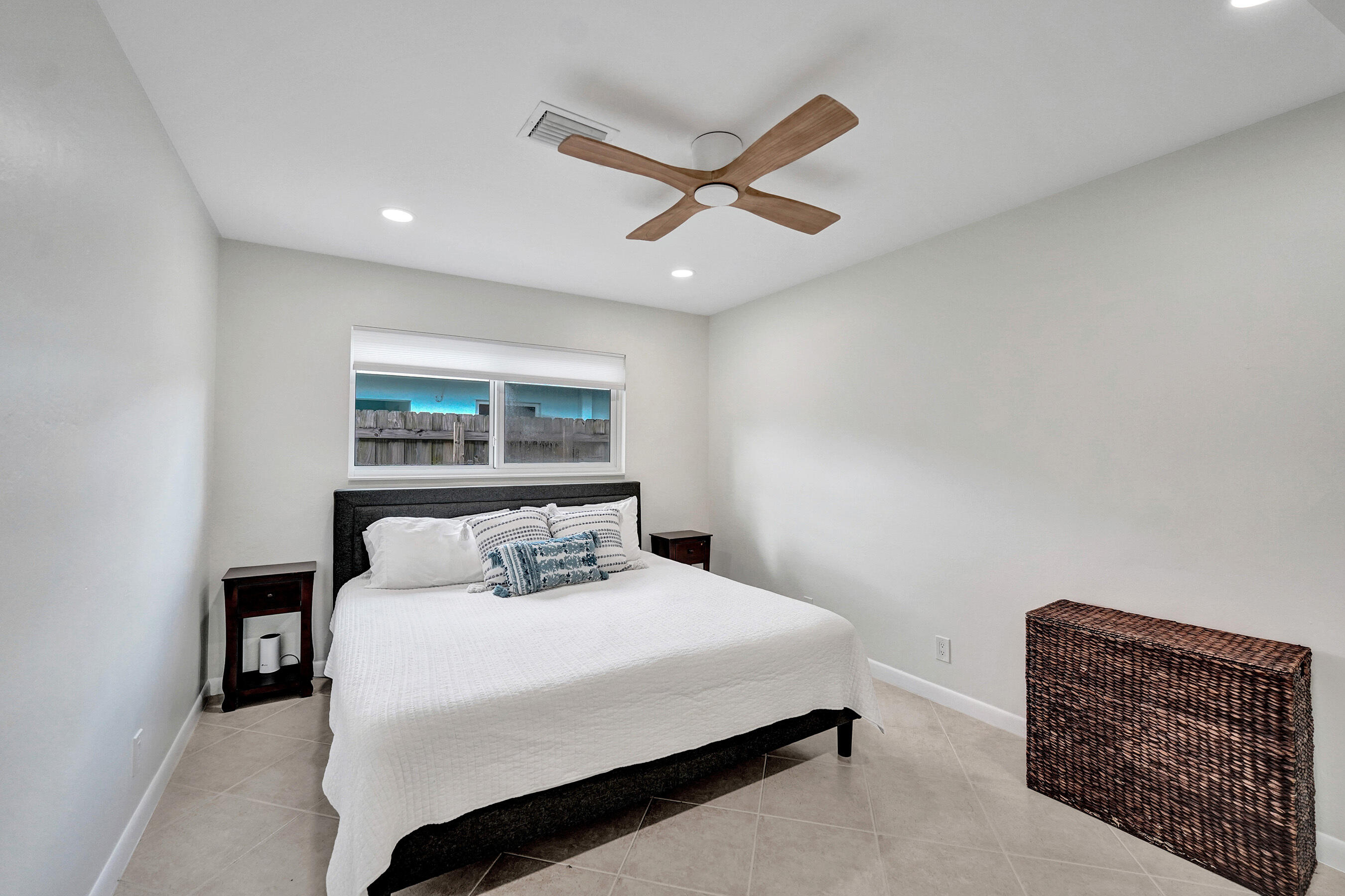 NORTH ANDREWS GARDENS 2ND ADD - Residential