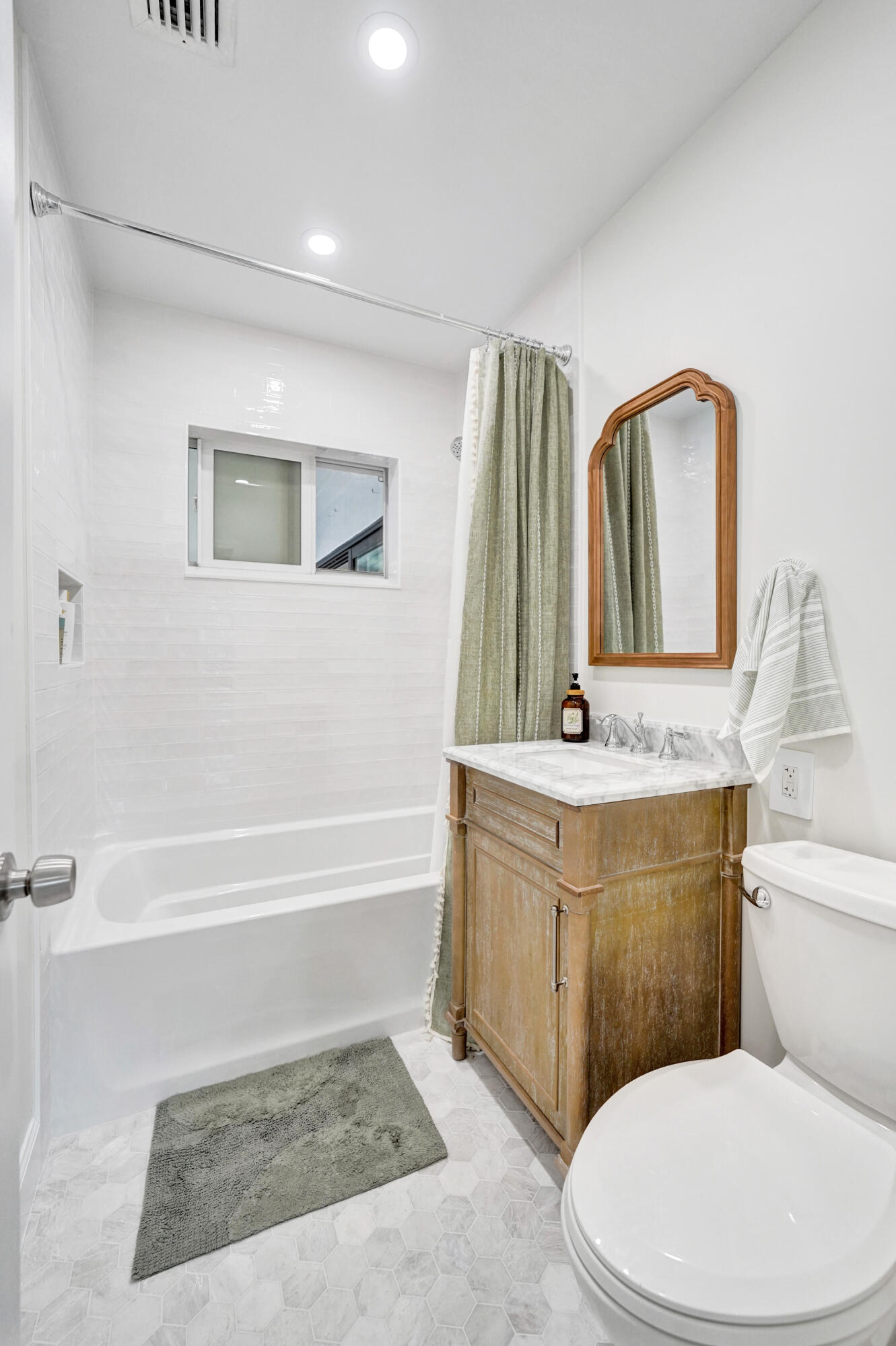 NORTH ANDREWS GARDENS 2ND ADD - Residential