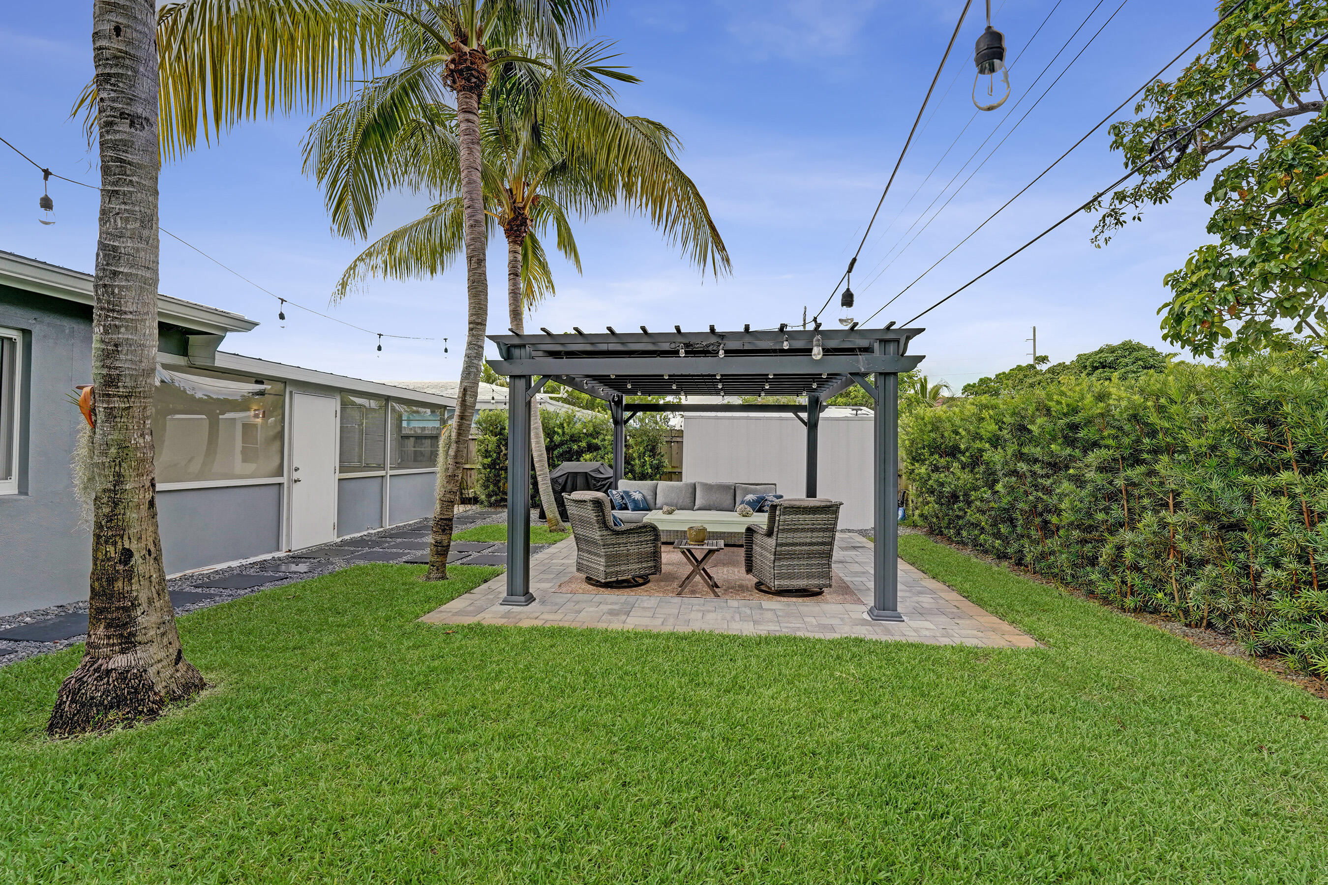 NORTH ANDREWS GARDENS 2ND ADD - Residential