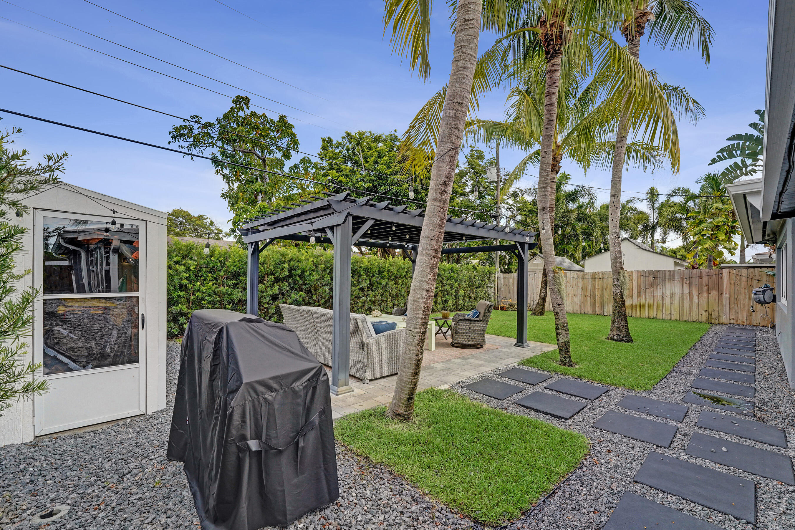 NORTH ANDREWS GARDENS 2ND ADD - Residential