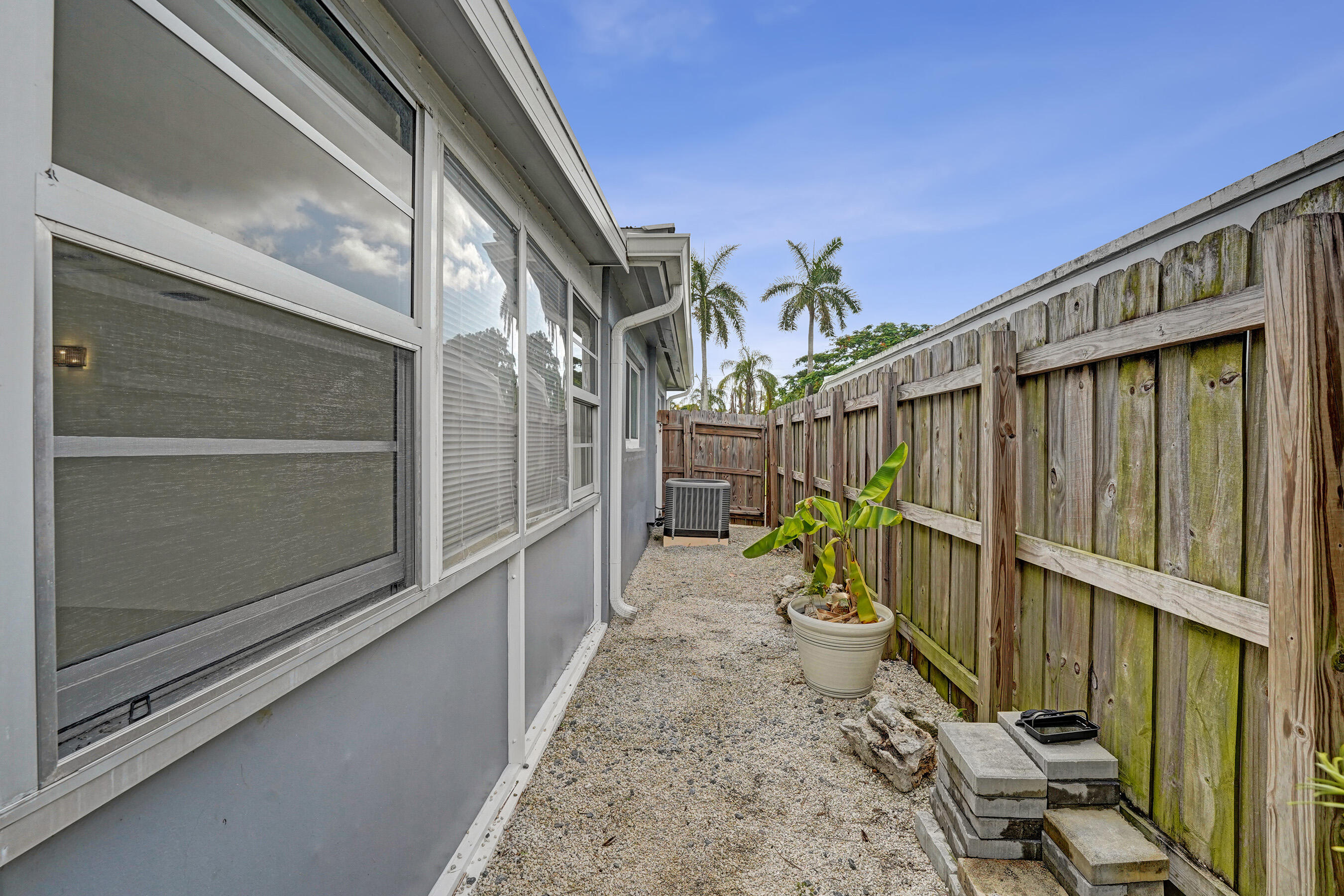 NORTH ANDREWS GARDENS 2ND ADD - Residential