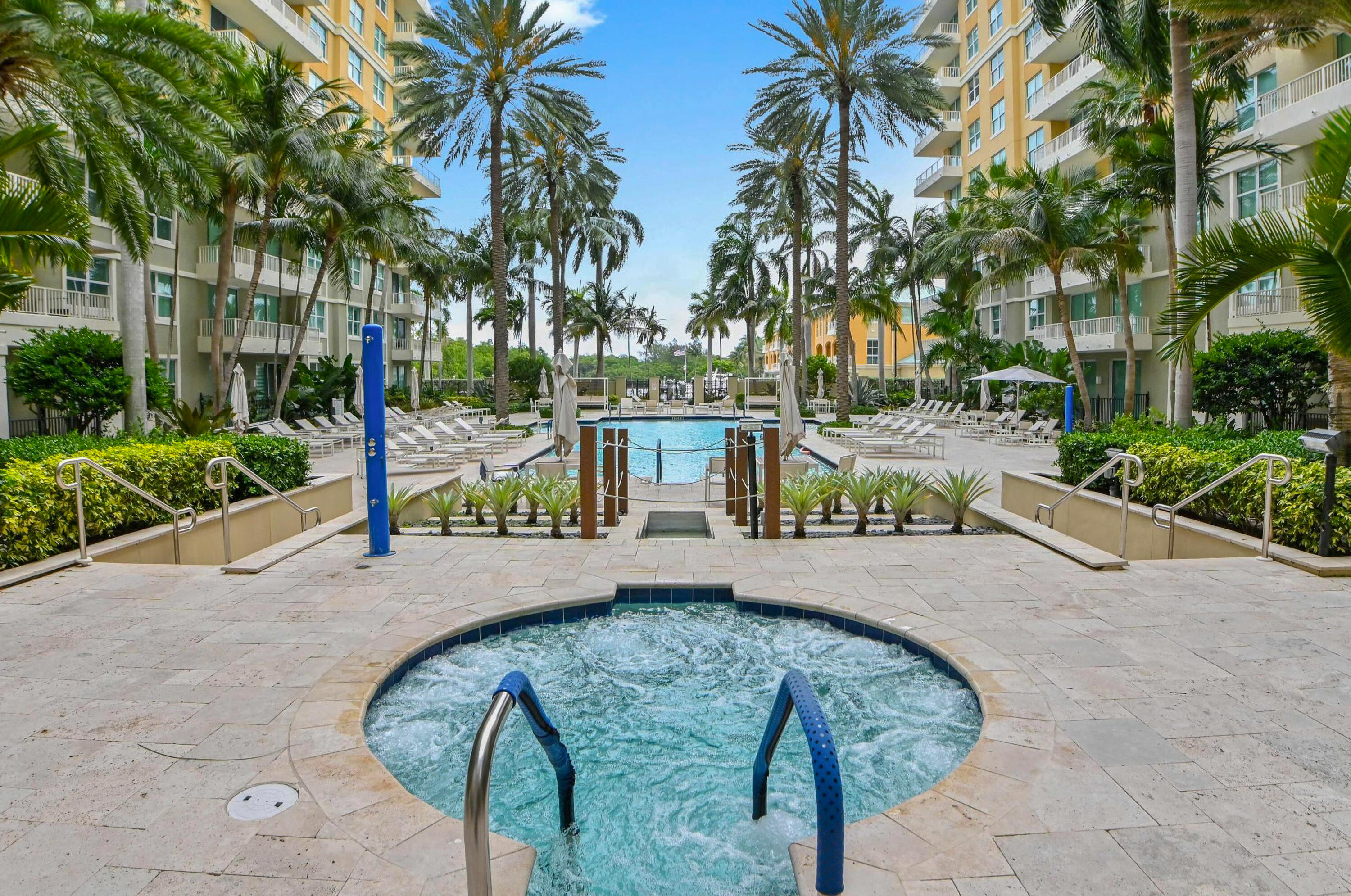MARINA VILLAGE AT BOYNTON BEACH - Residential