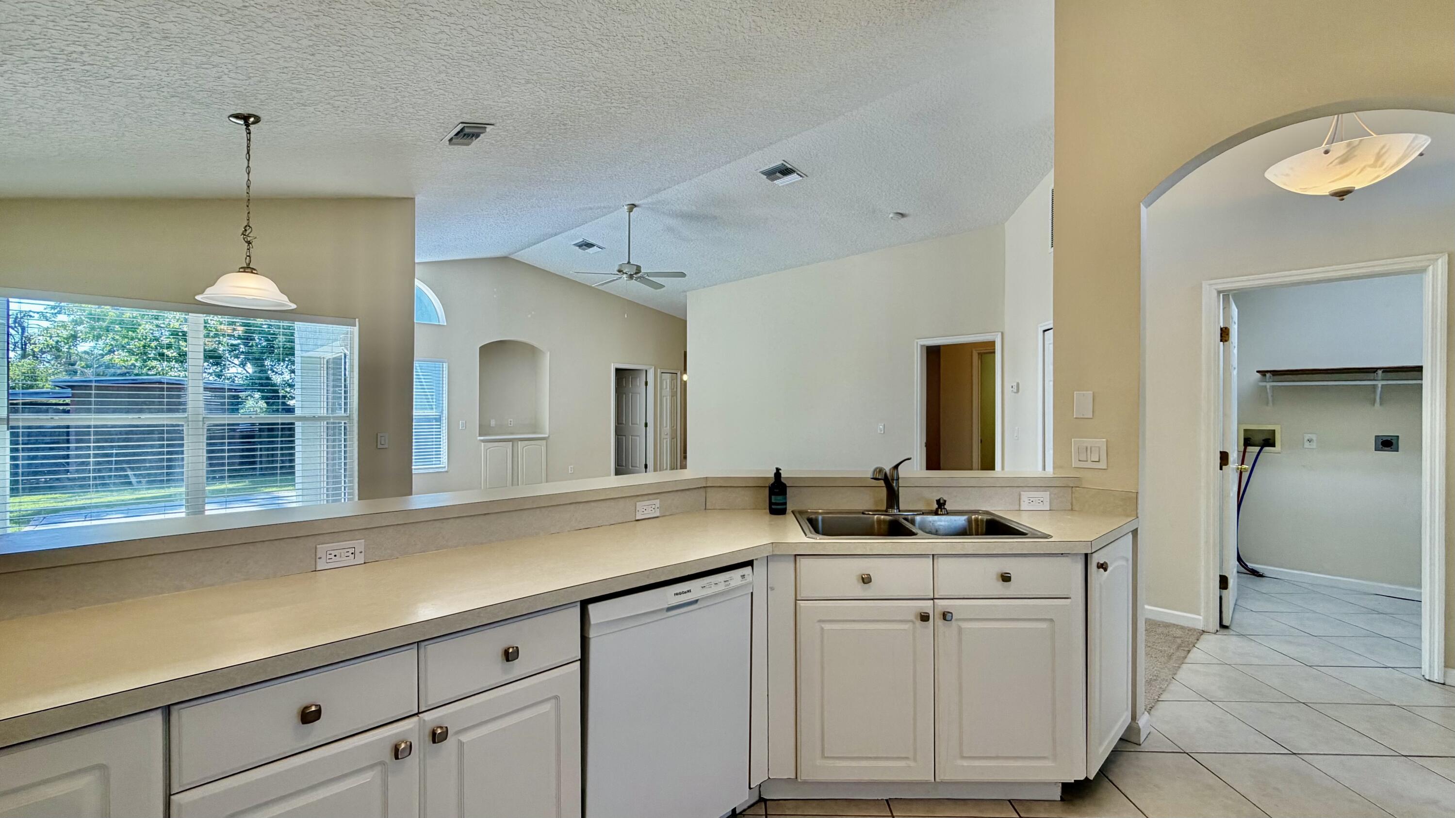 PORT ST LUCIE SECTION 6 - Residential