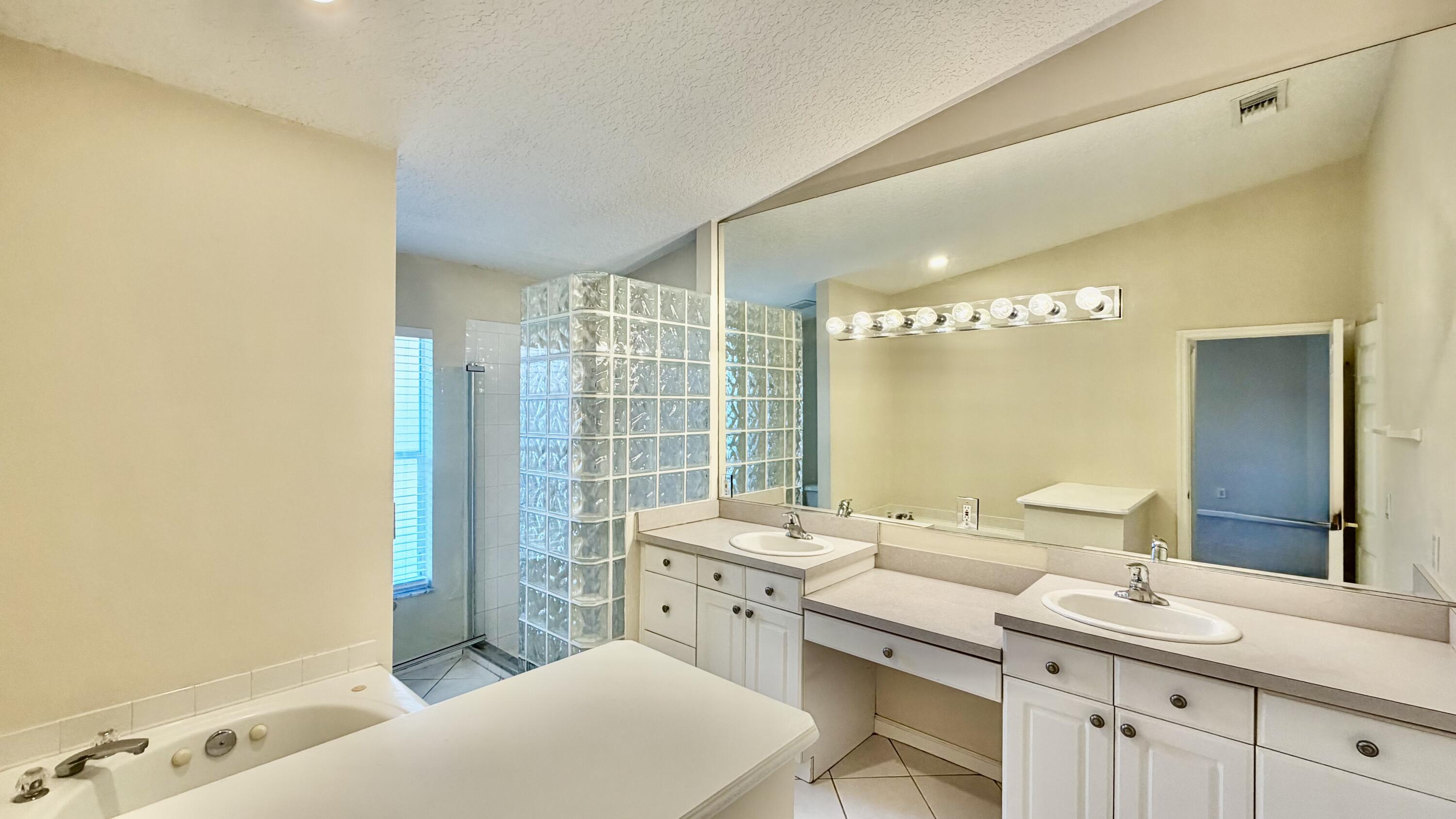 PORT ST LUCIE SECTION 6 - Residential
