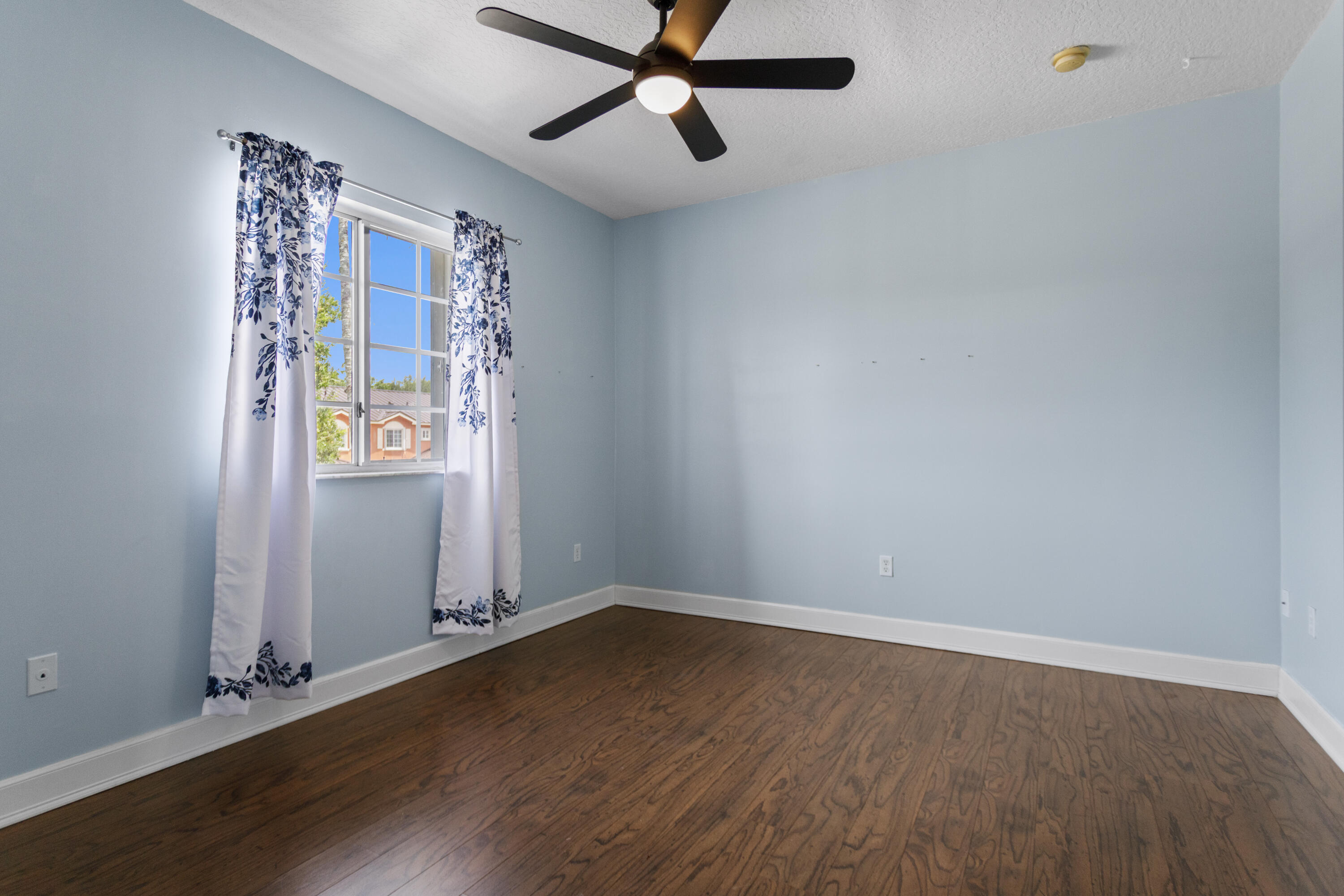 UNITED HOMES PLAT - Residential