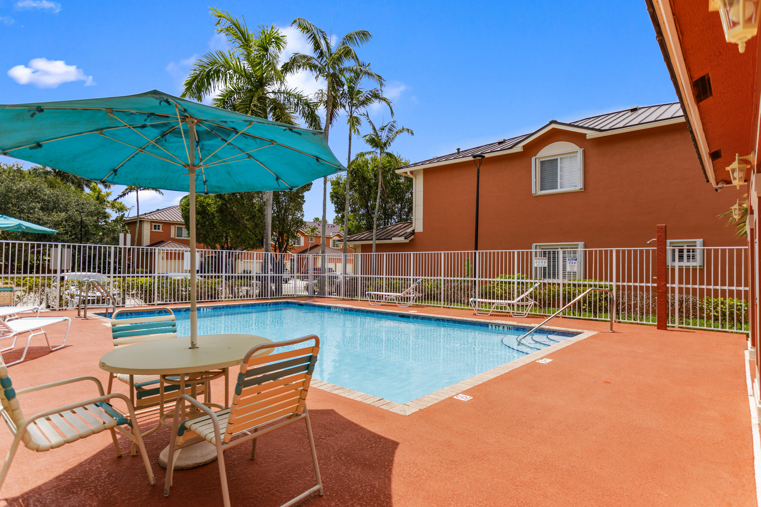 UNITED HOMES PLAT - Residential