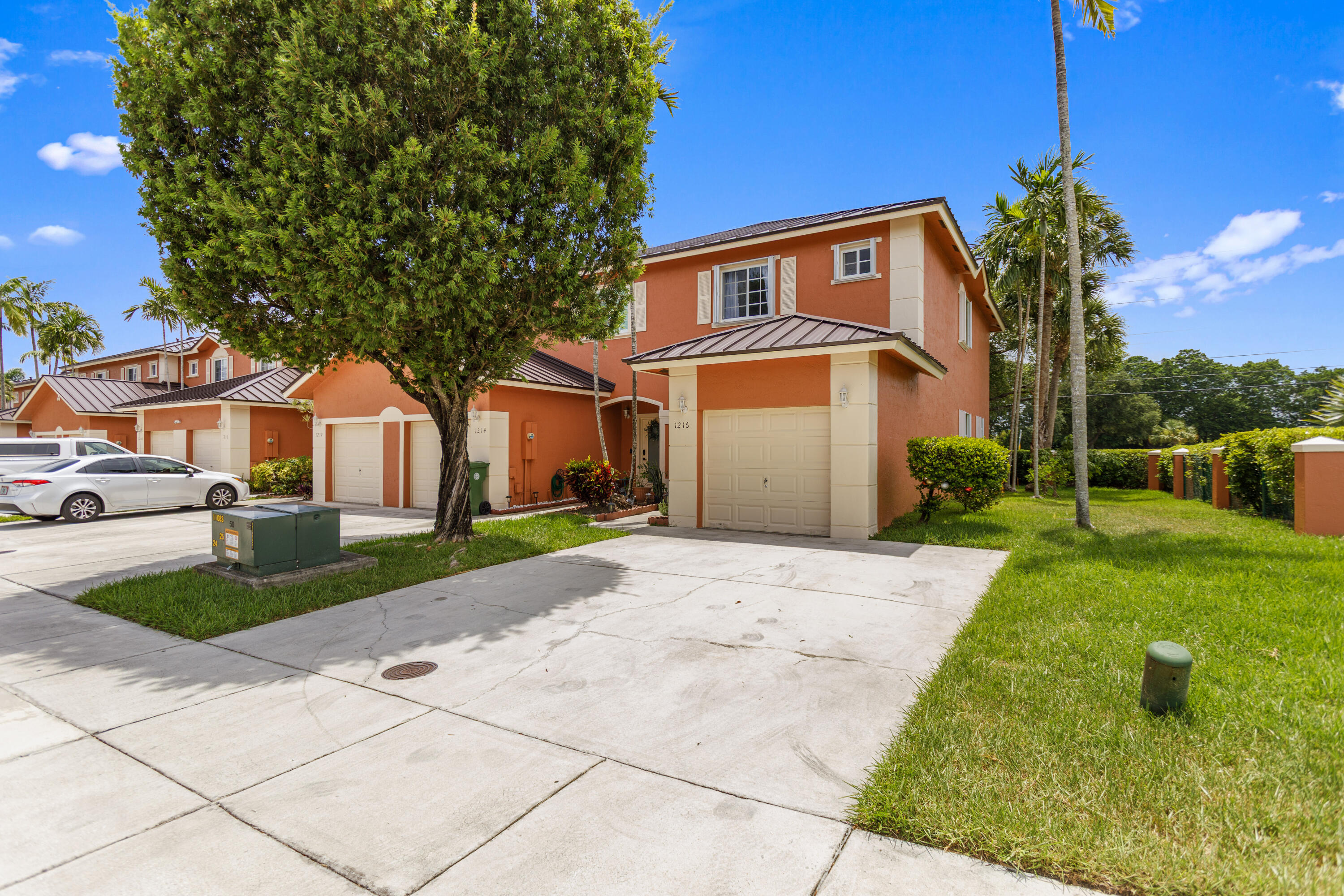 UNITED HOMES PLAT - Residential
