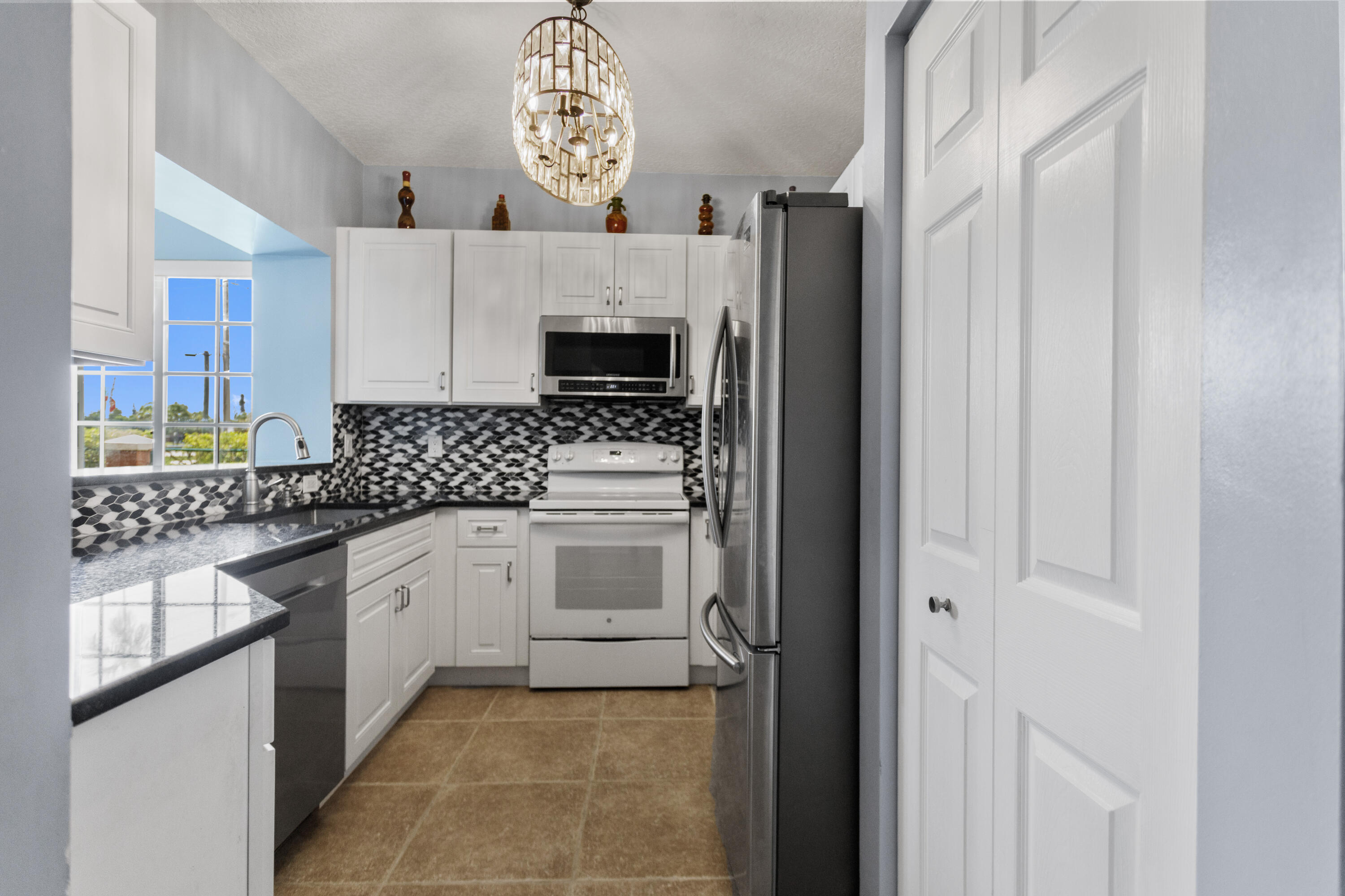UNITED HOMES PLAT - Residential