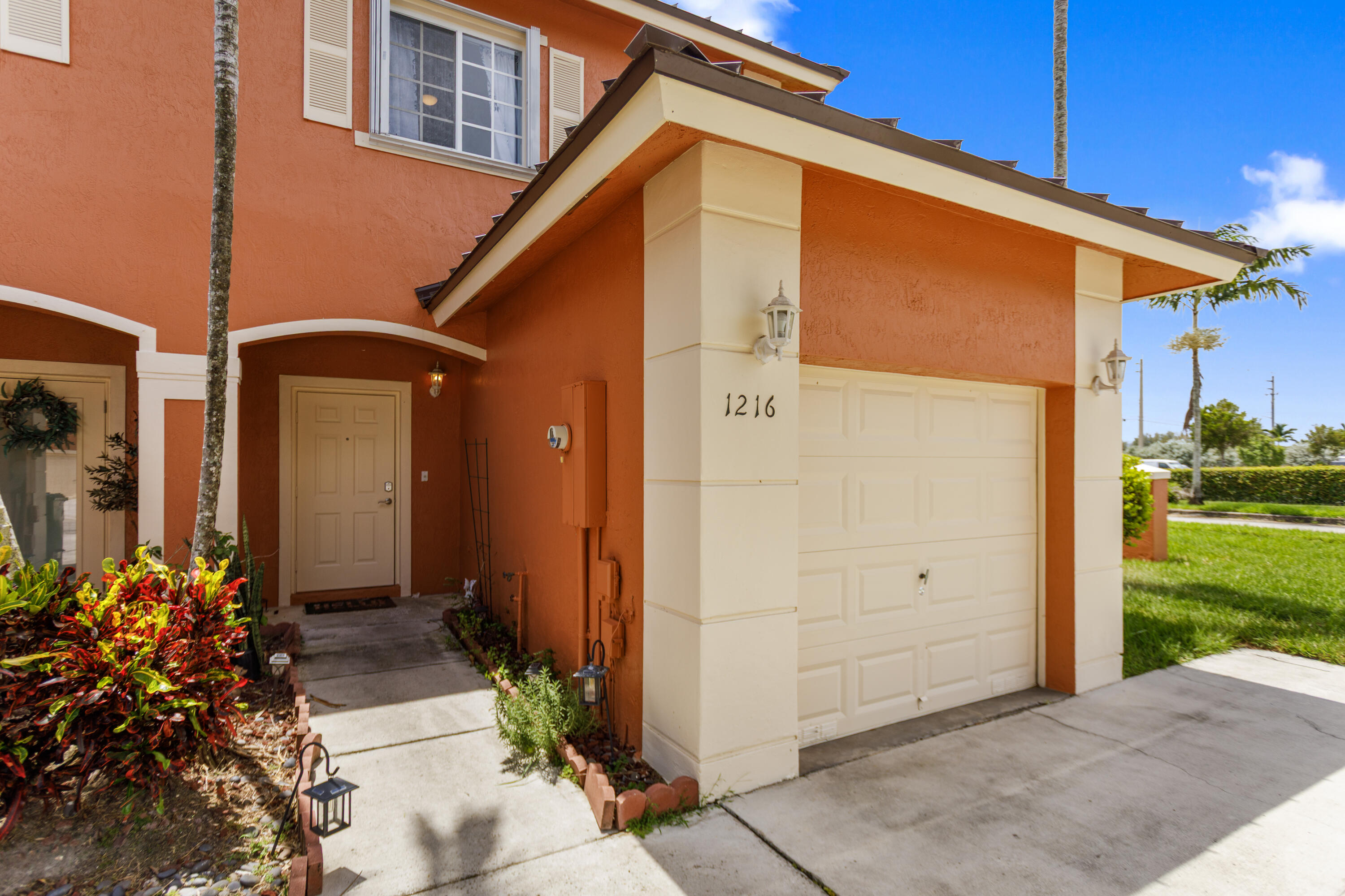 UNITED HOMES PLAT - Residential