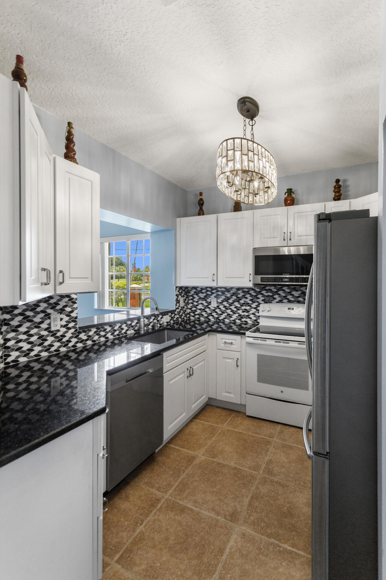 UNITED HOMES PLAT - Residential