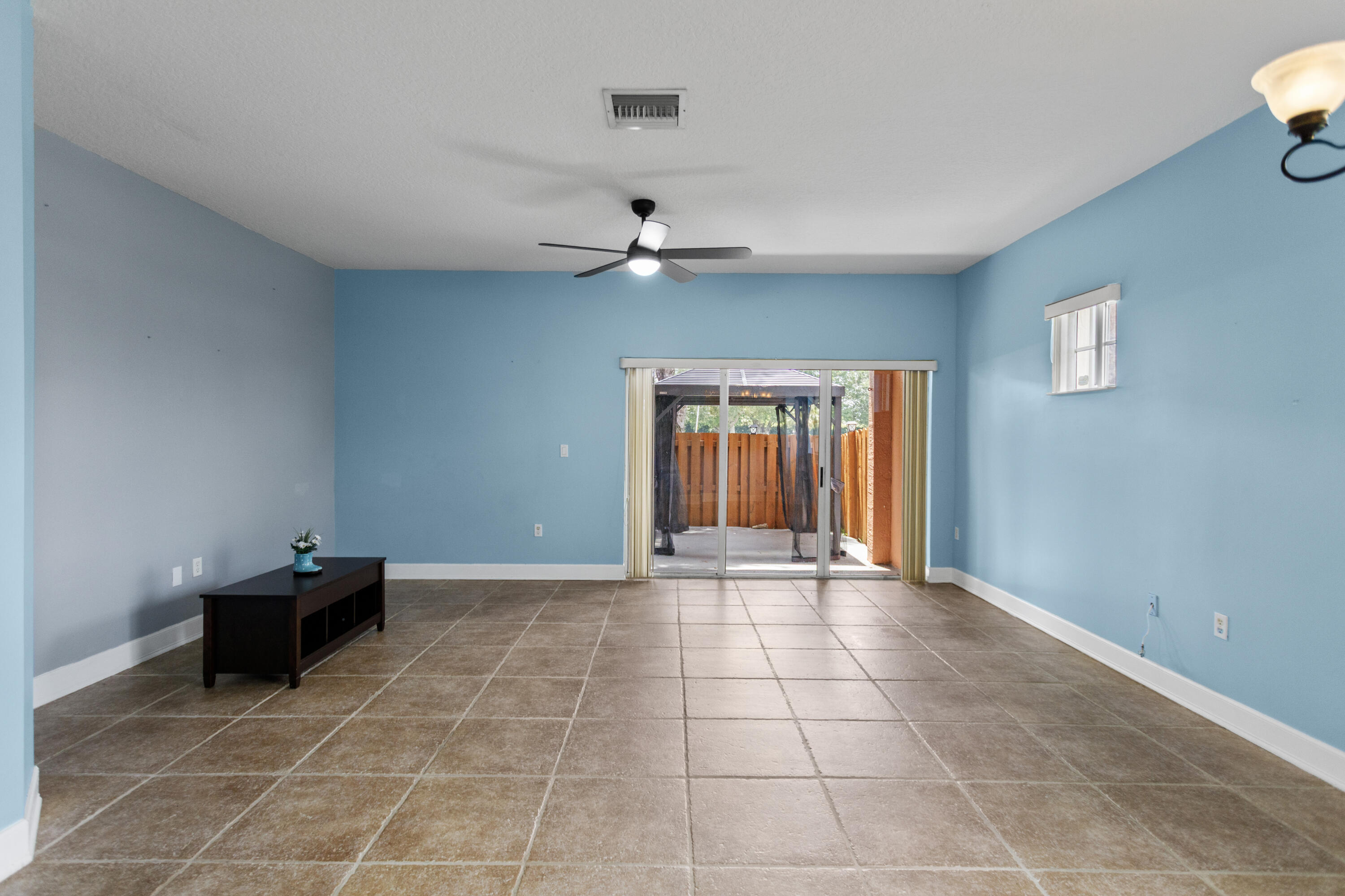 UNITED HOMES PLAT - Residential