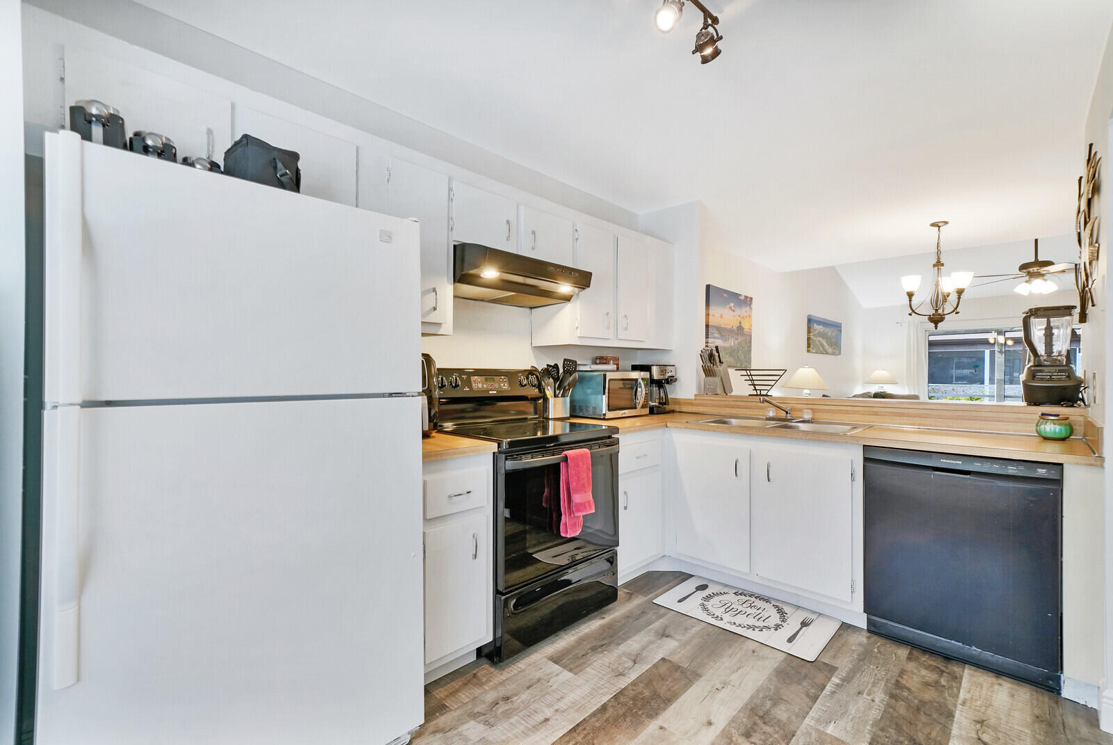 JUPITER VILLAGE PH II - Residential Lease