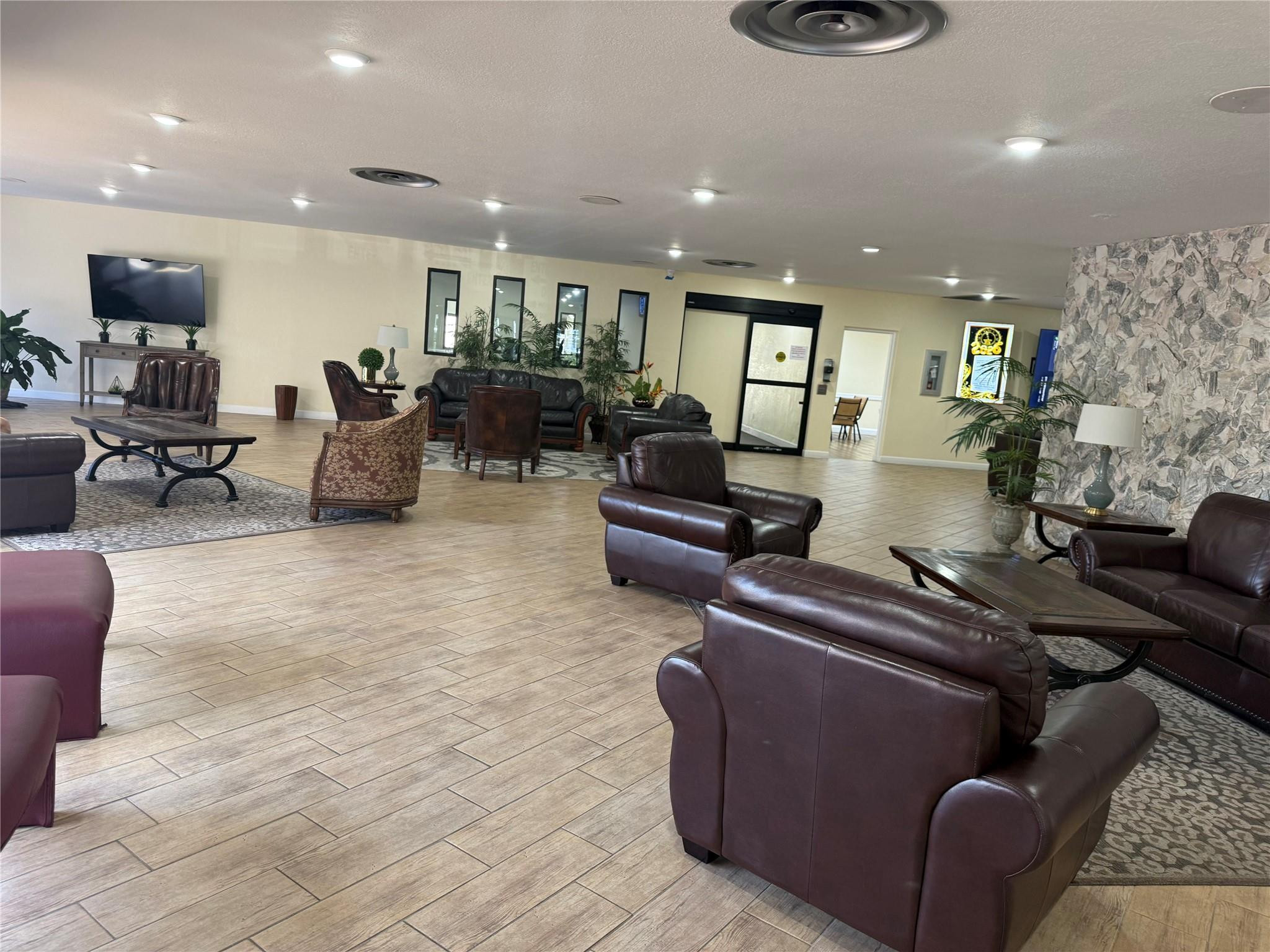 Sunrise Lakes - Residential