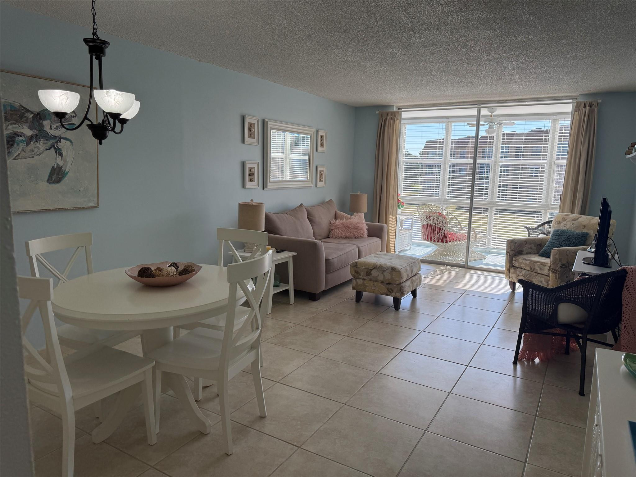 Sunrise Lakes - Residential