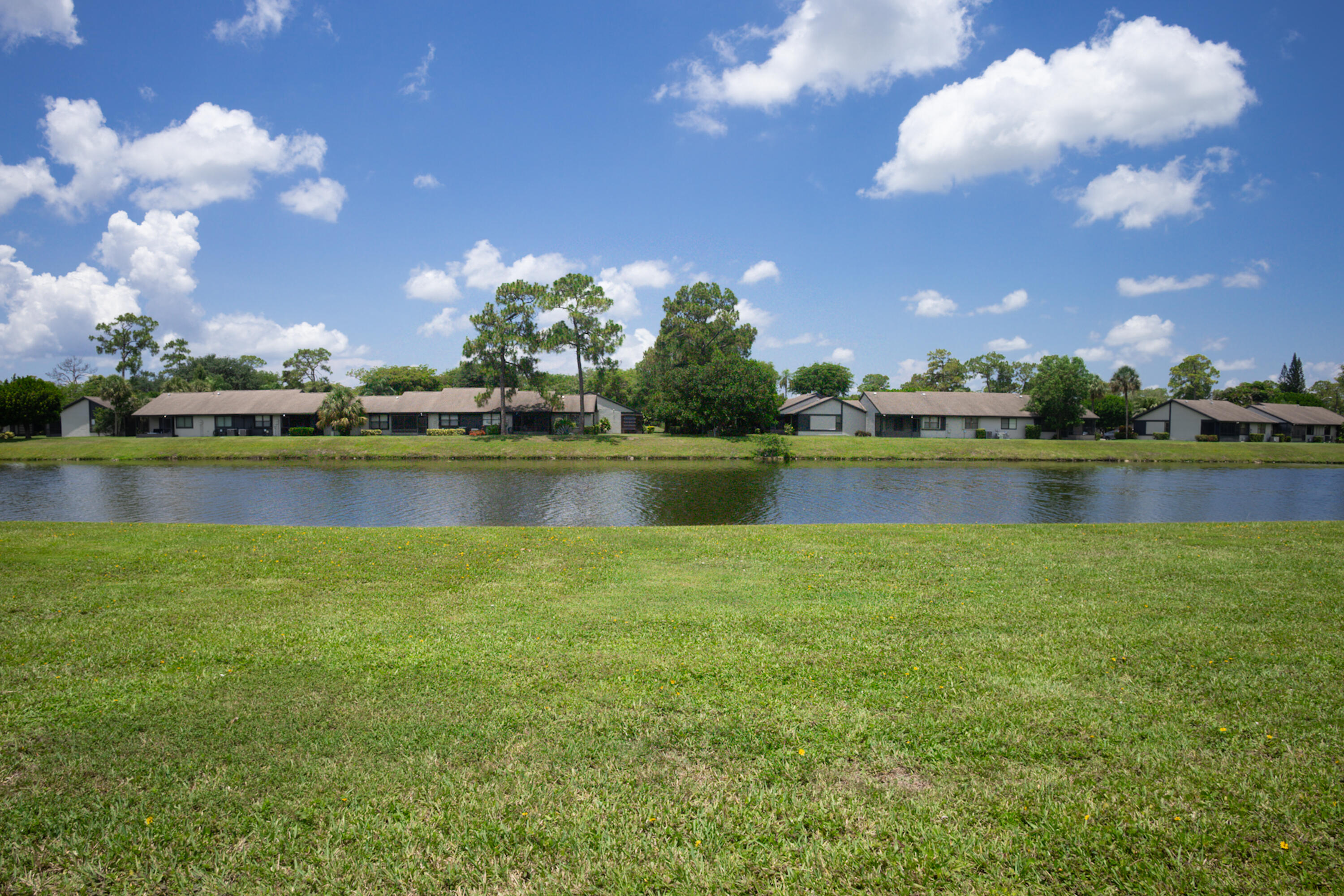 STRATHMORE GATE I UNIT TWO - Residential