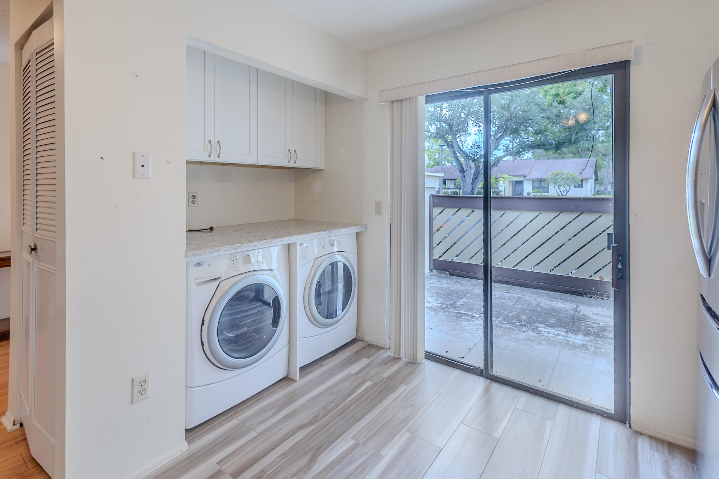 STRATHMORE GATE I UNIT TWO - Residential