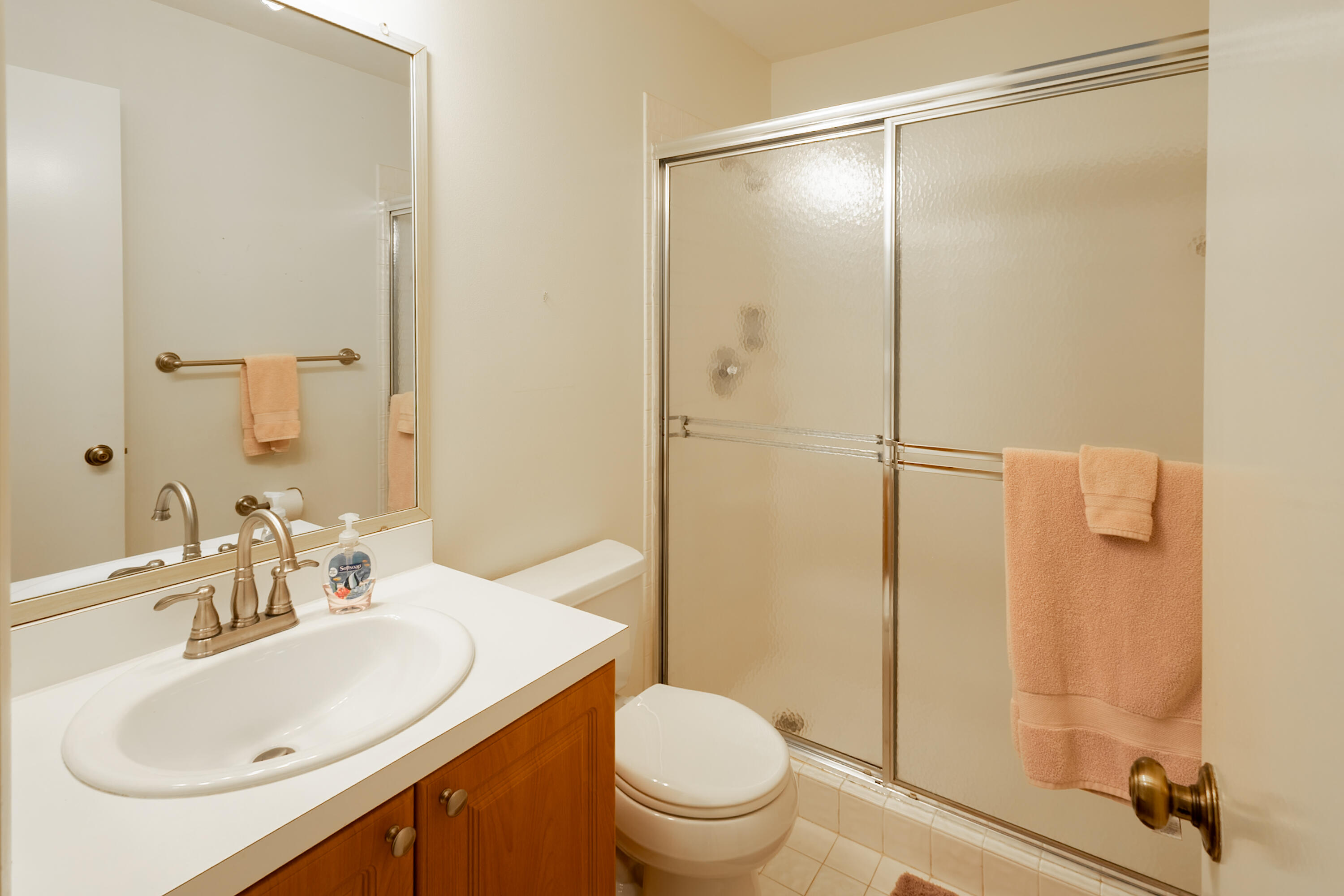 STRATHMORE GATE I UNIT TWO - Residential