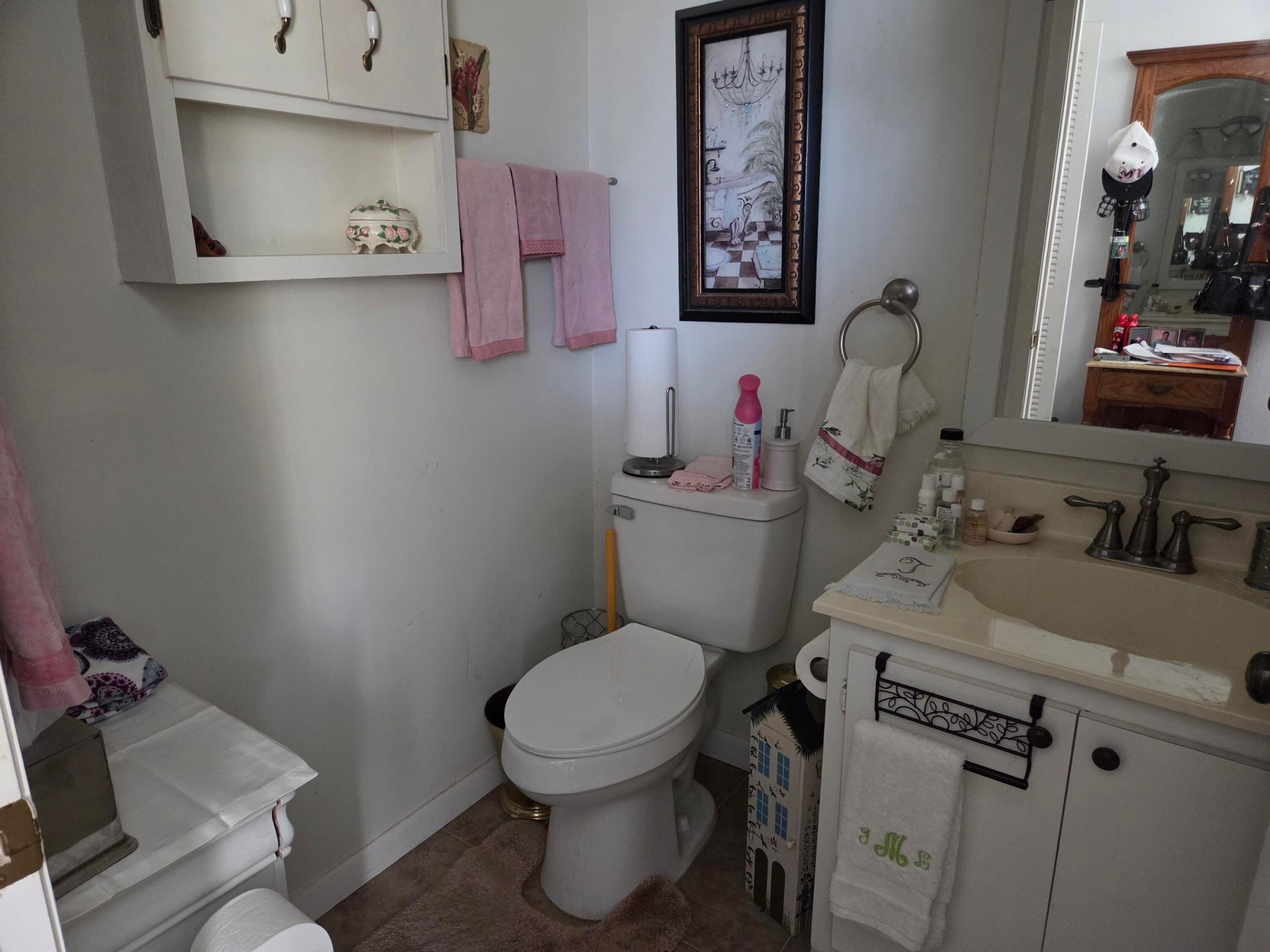 GOLDEN LAKES VILLAGE CONDO F - Residential