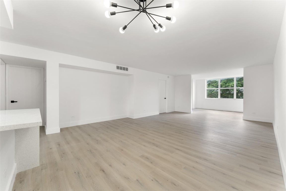 Royal Oaks - Residential
