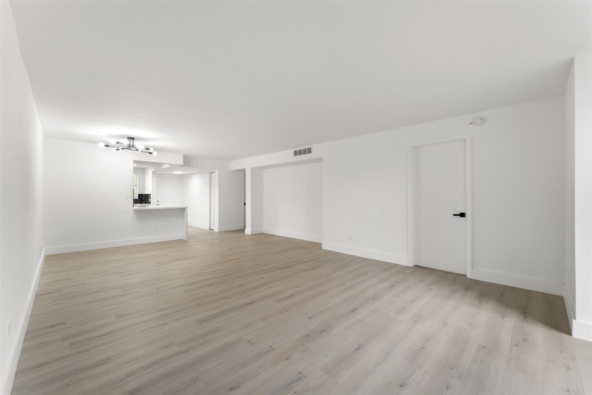 Royal Oaks - Residential