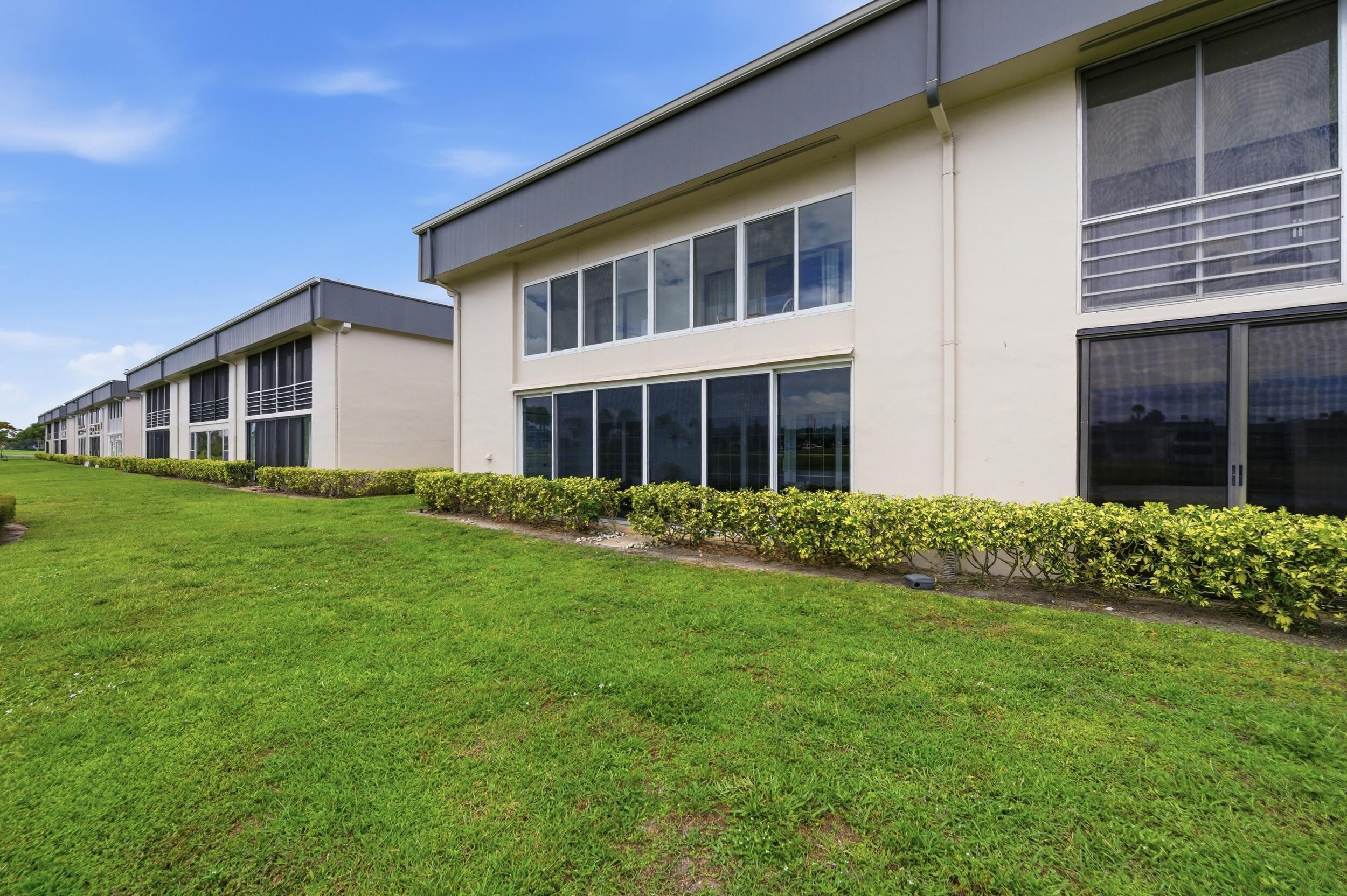 KINGS POINT - Residential