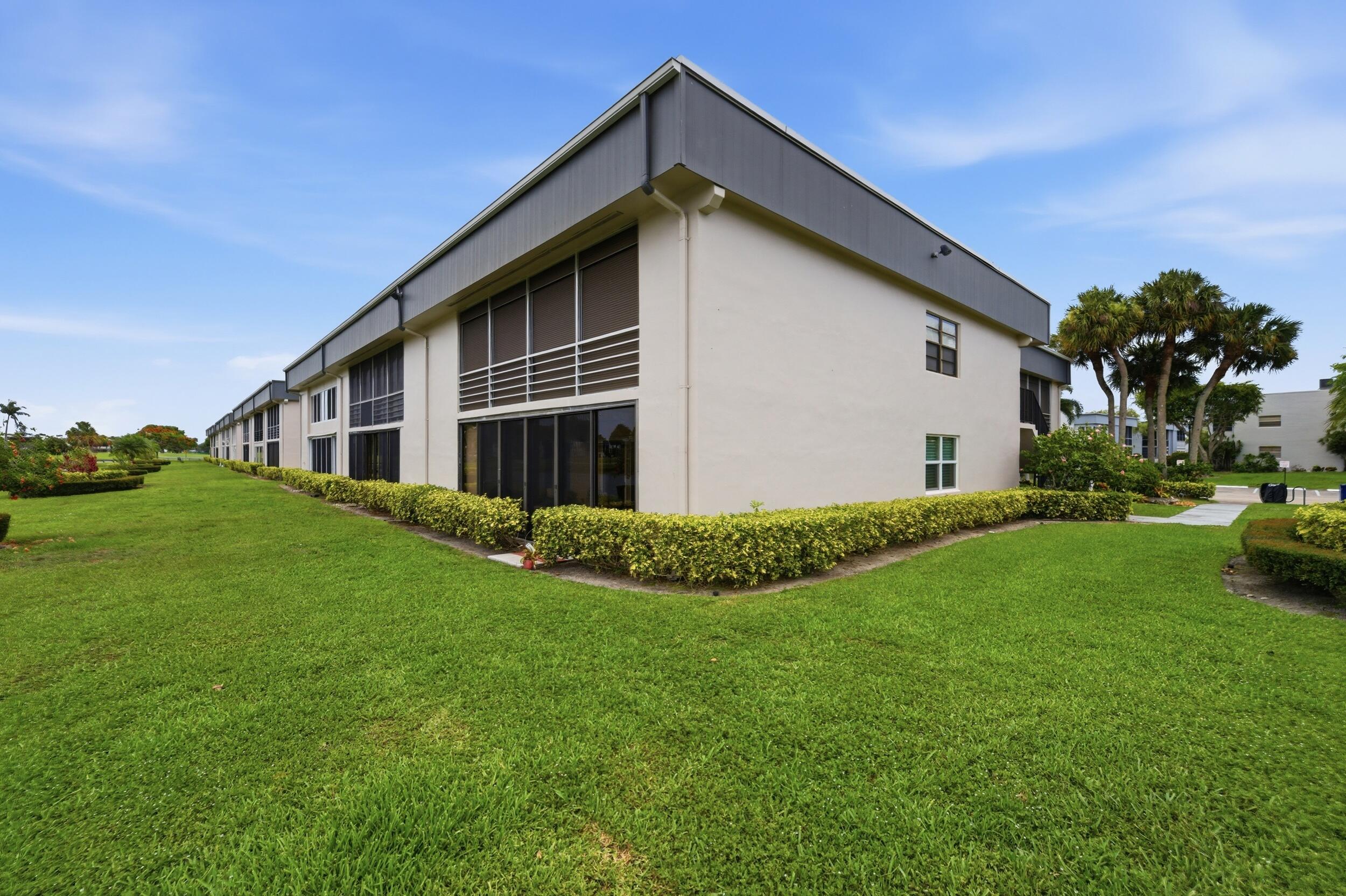 KINGS POINT - Residential