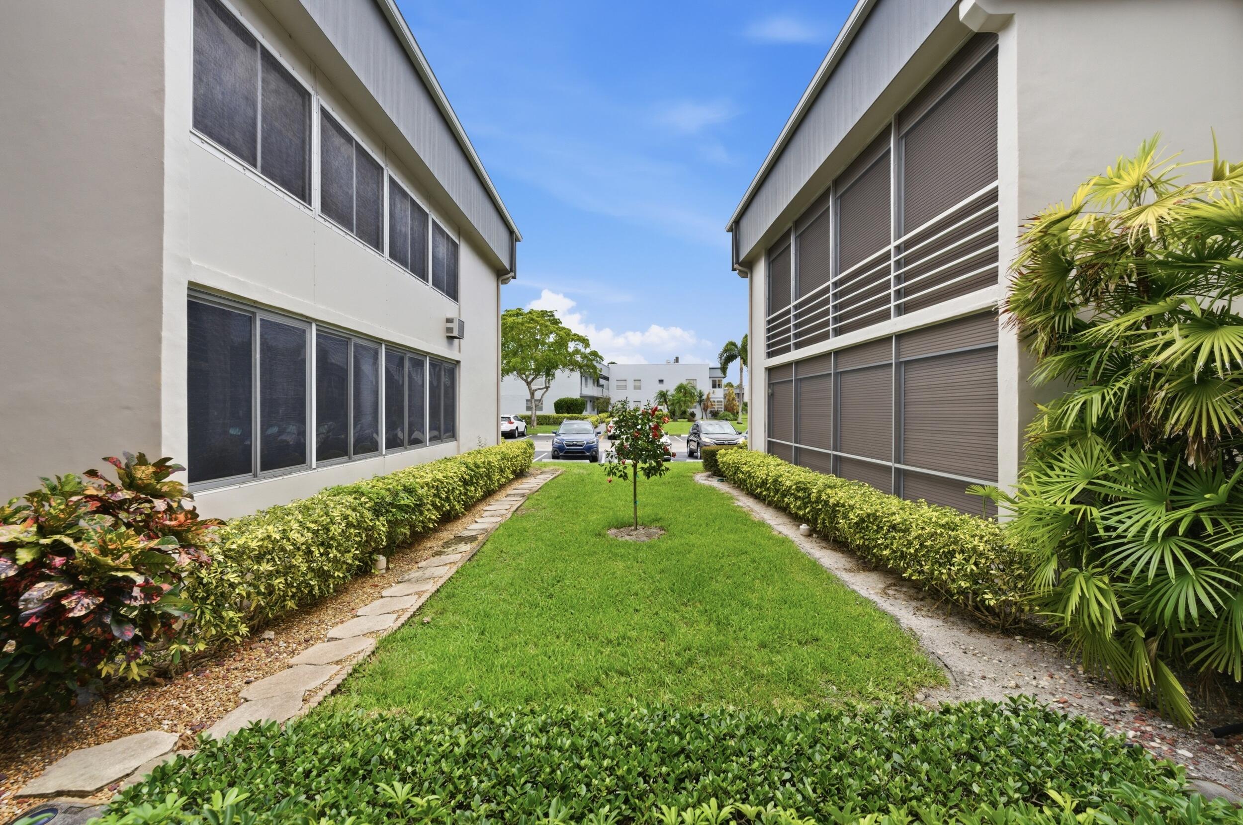 KINGS POINT - Residential