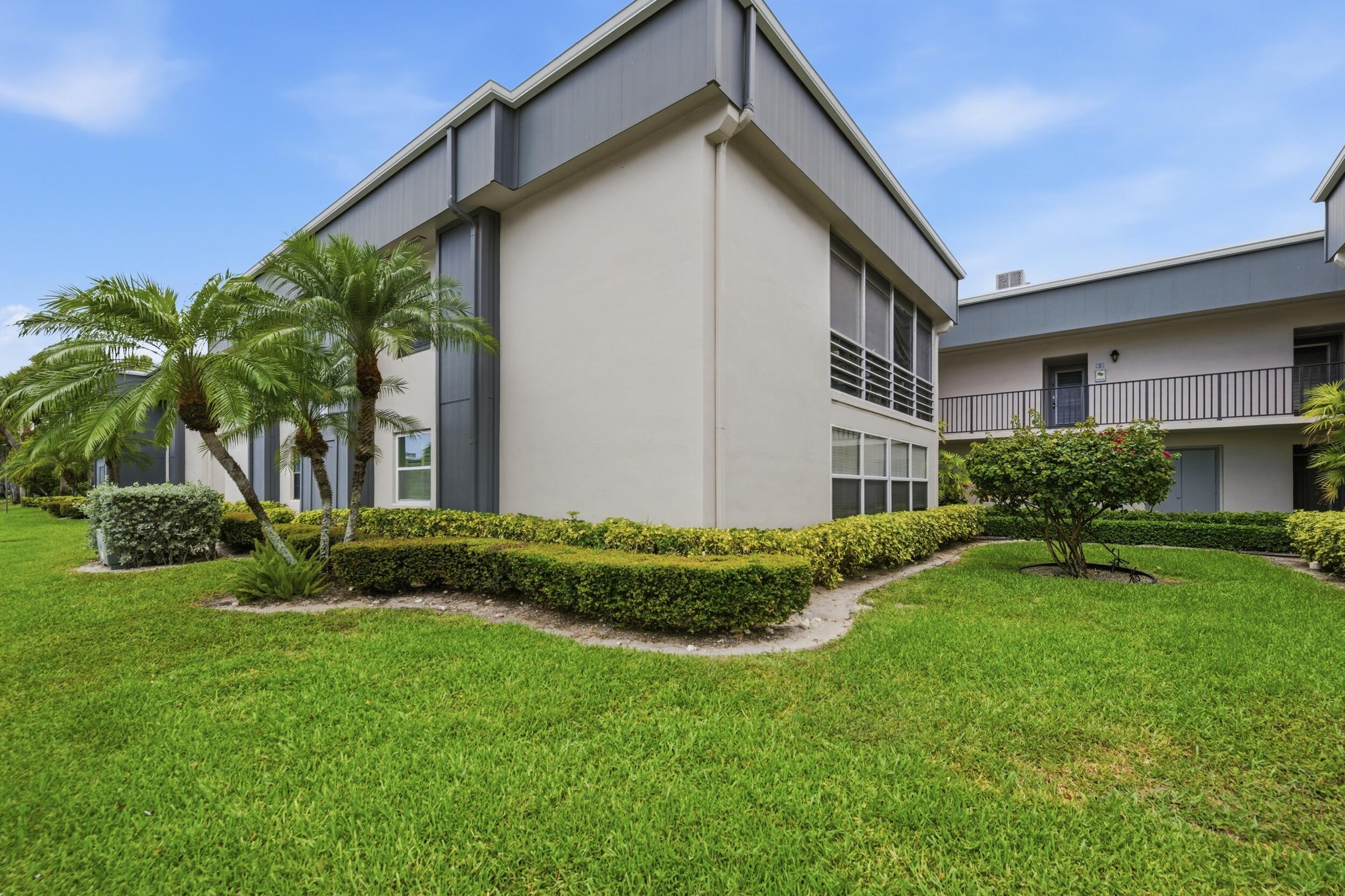 KINGS POINT - Residential