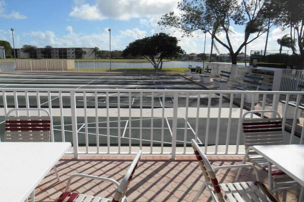 KINGS POINT - Residential