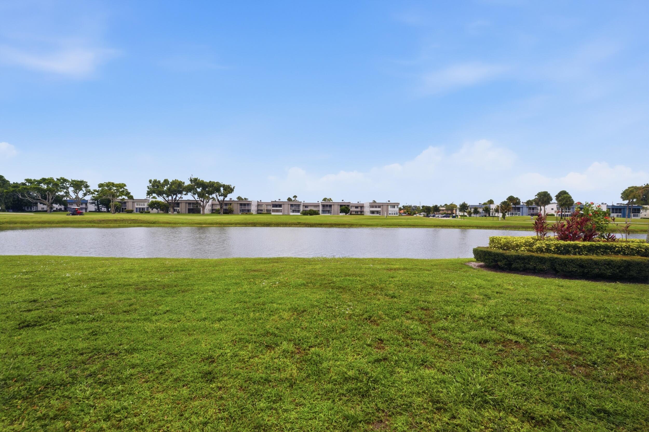 KINGS POINT - Residential