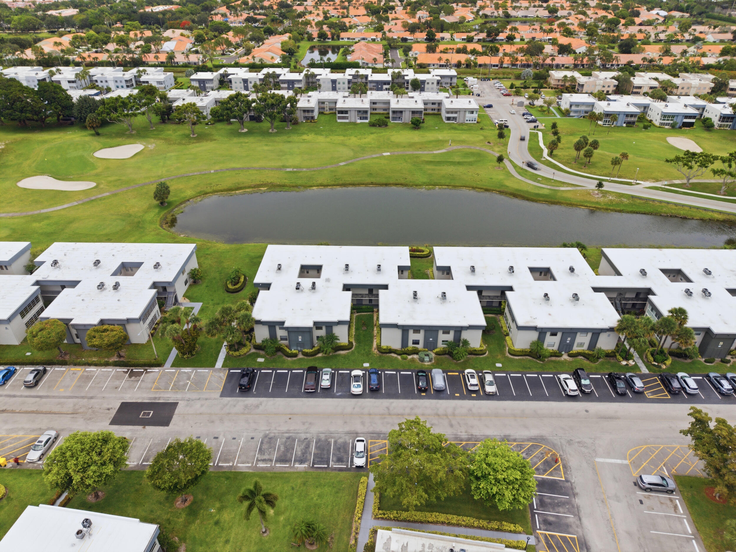 KINGS POINT - Residential