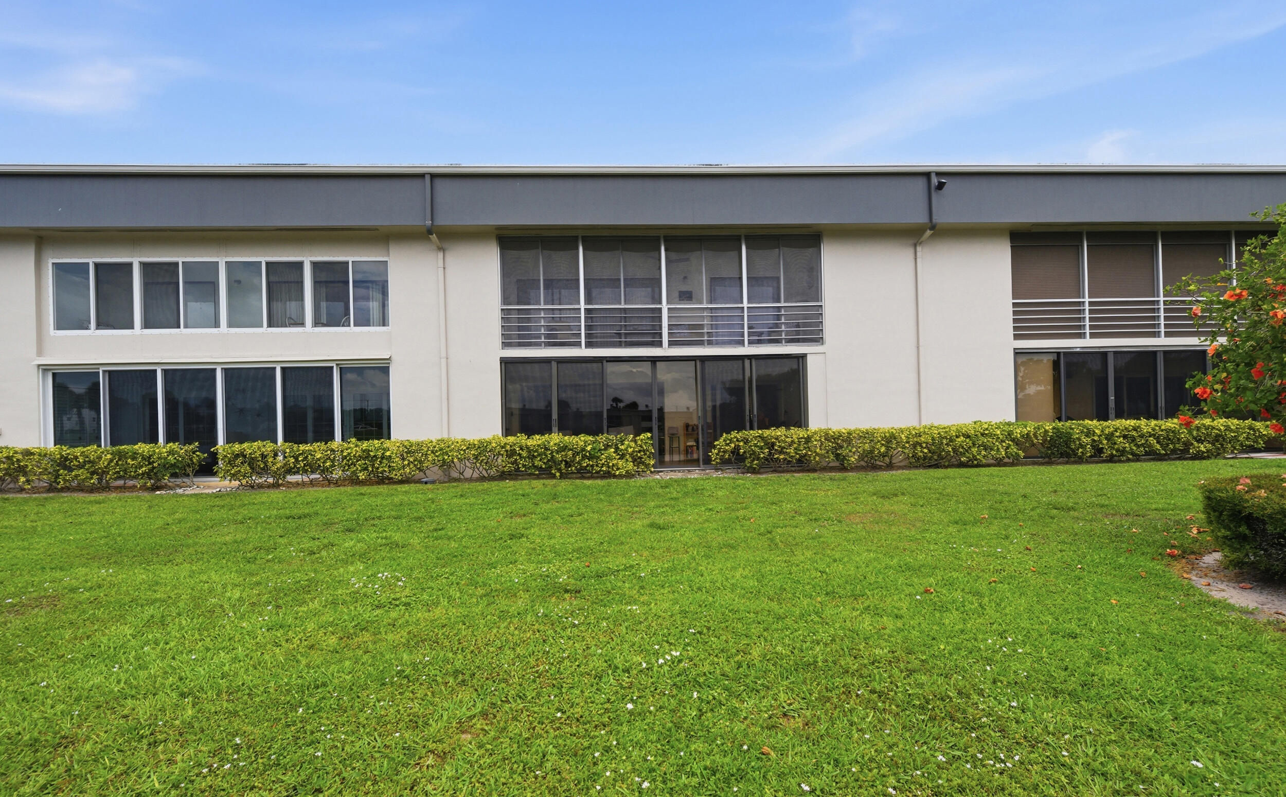 KINGS POINT - Residential