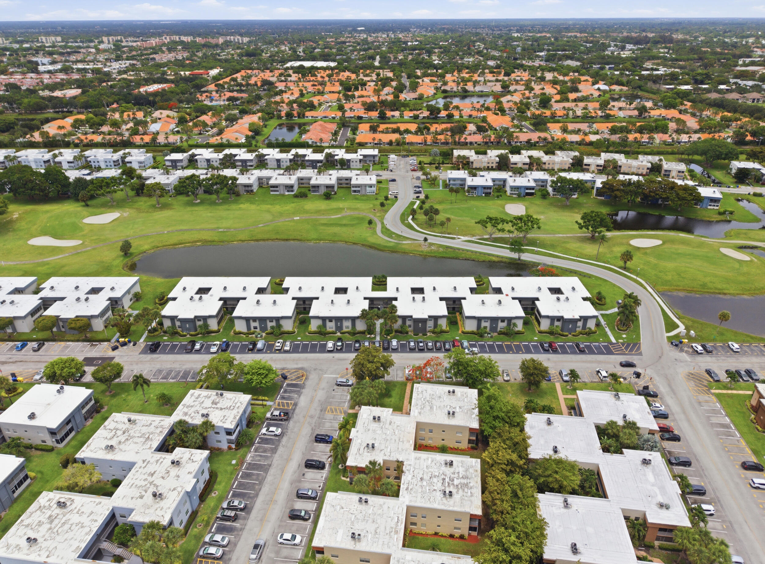 KINGS POINT - Residential