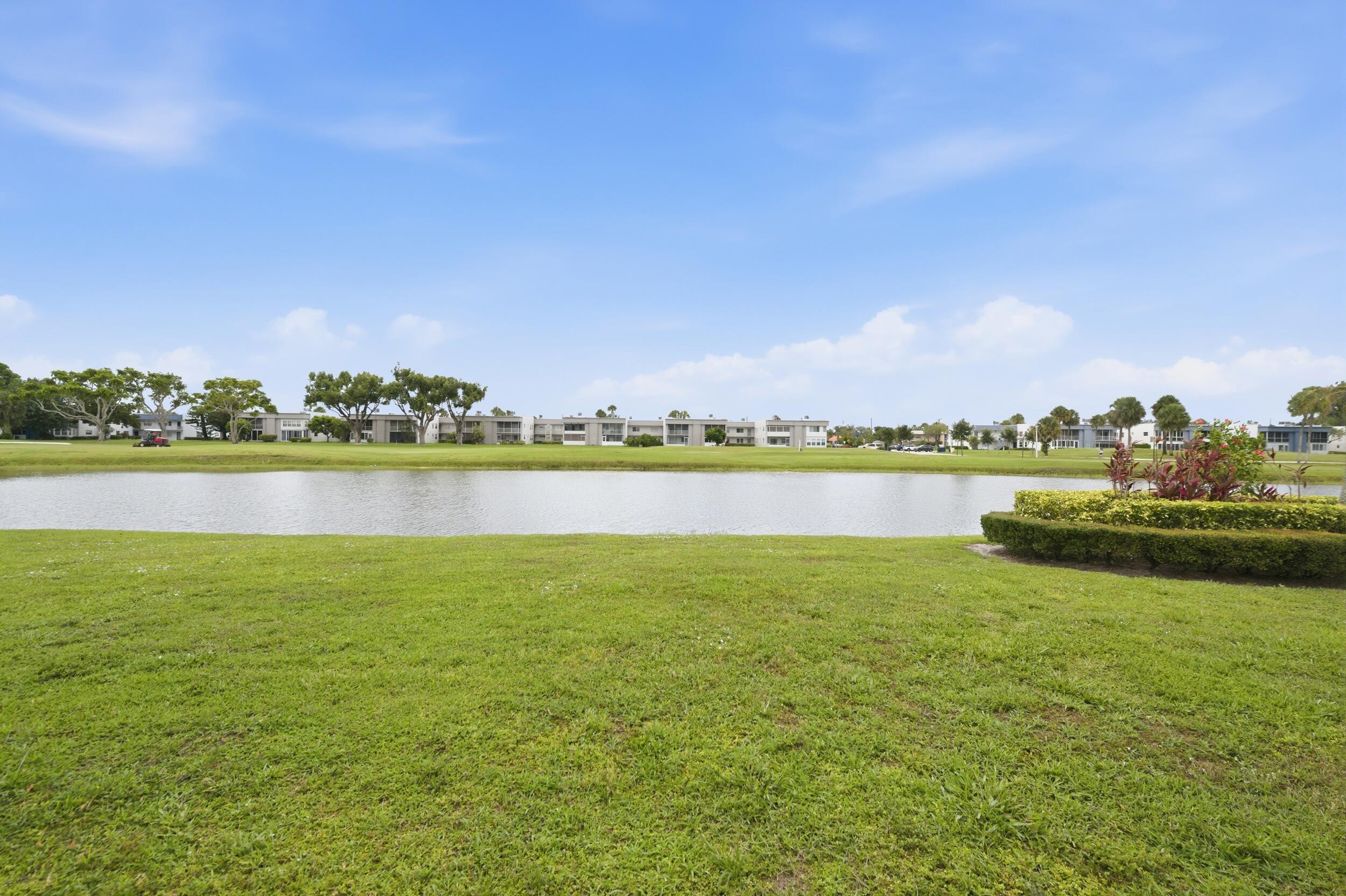 KINGS POINT - Residential