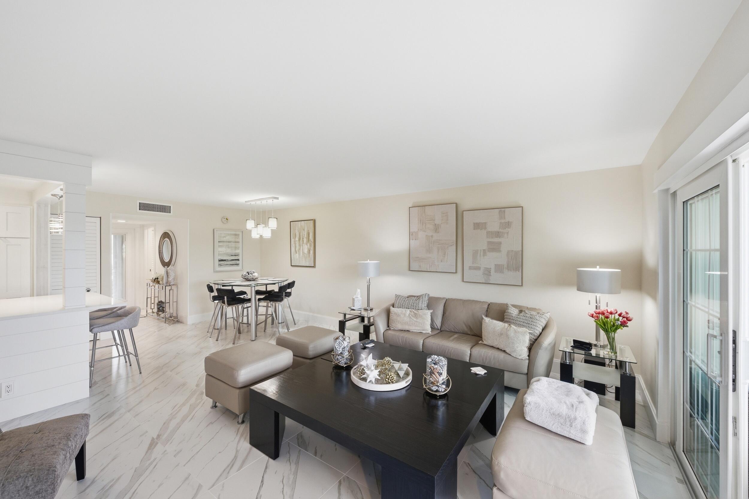 KINGS POINT - Residential