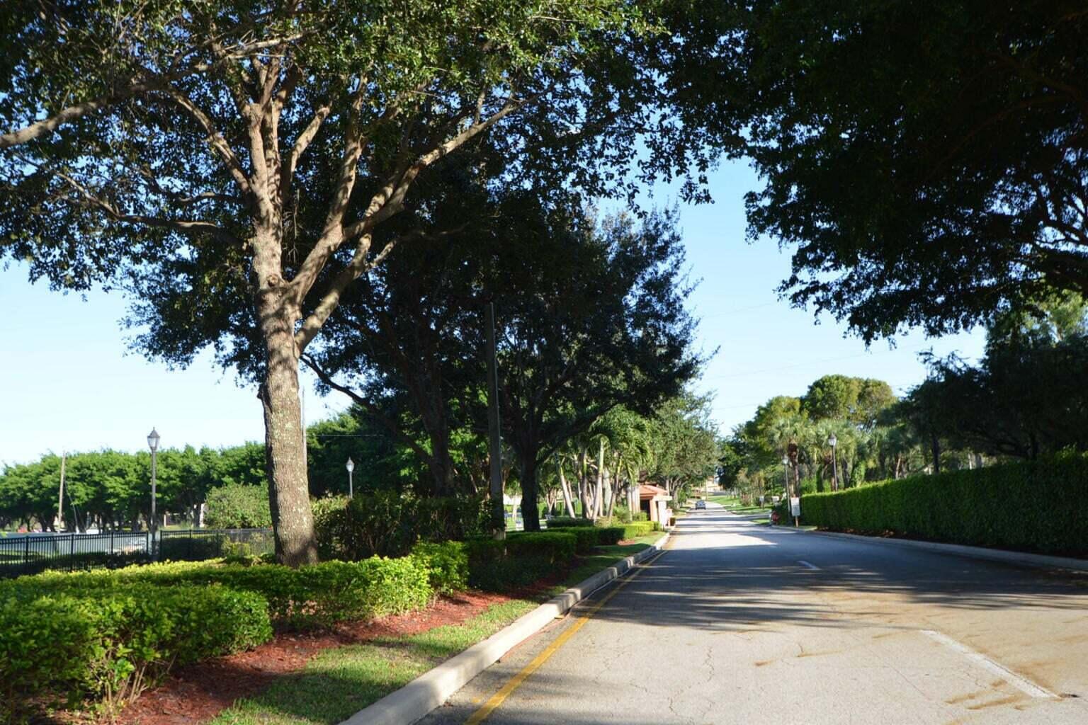 KINGS POINT - Residential