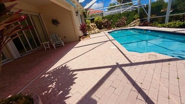 RIVERWALK 1 - Residential