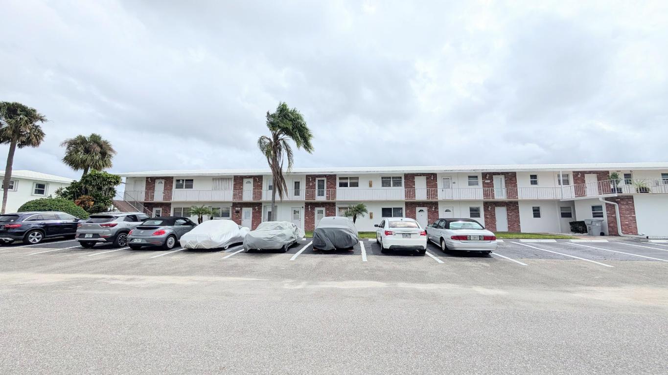 LEISUREVILLE FAIRWAY THREE CONDO - Residential