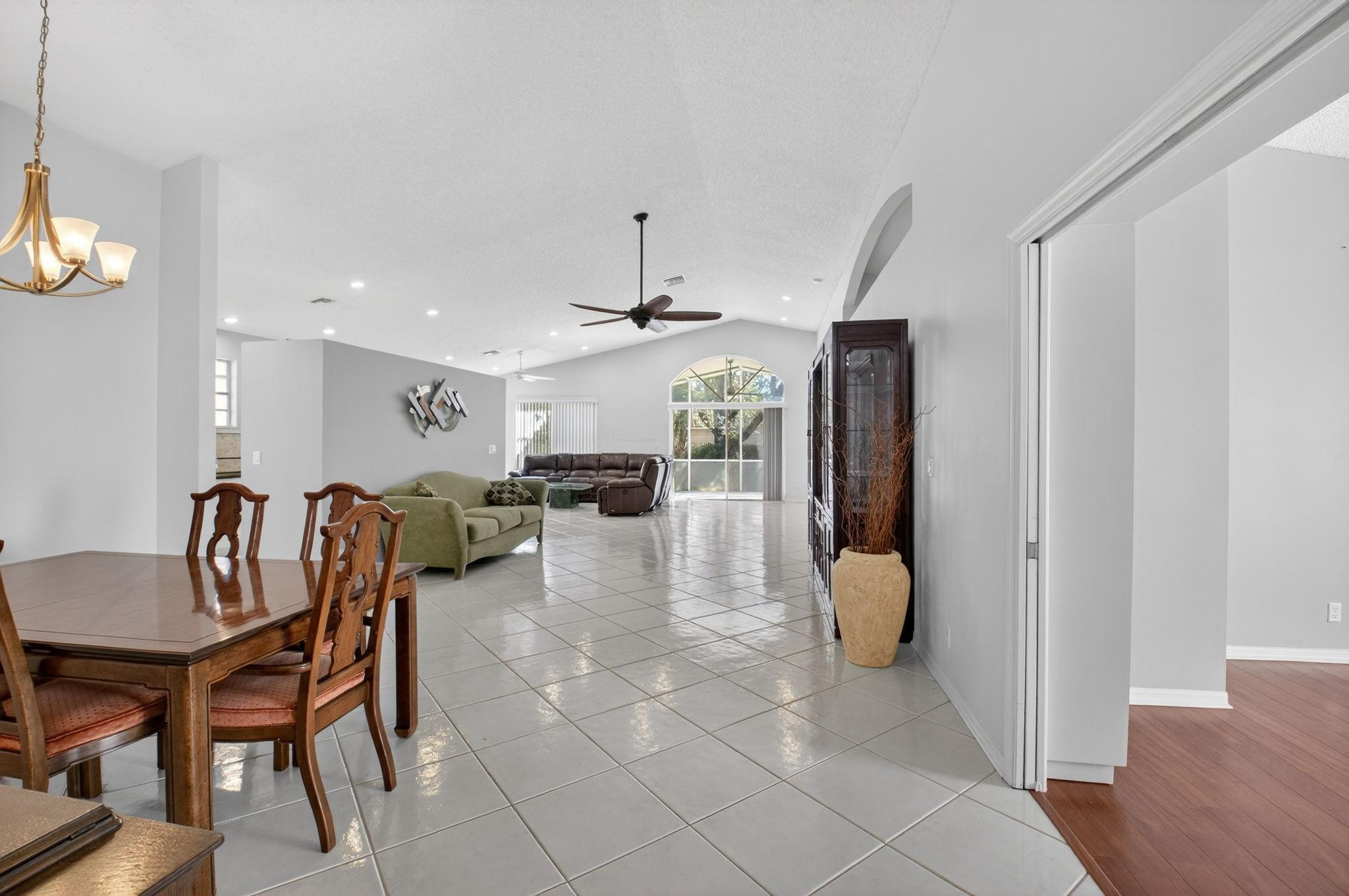 Indian Hills 01 - Residential