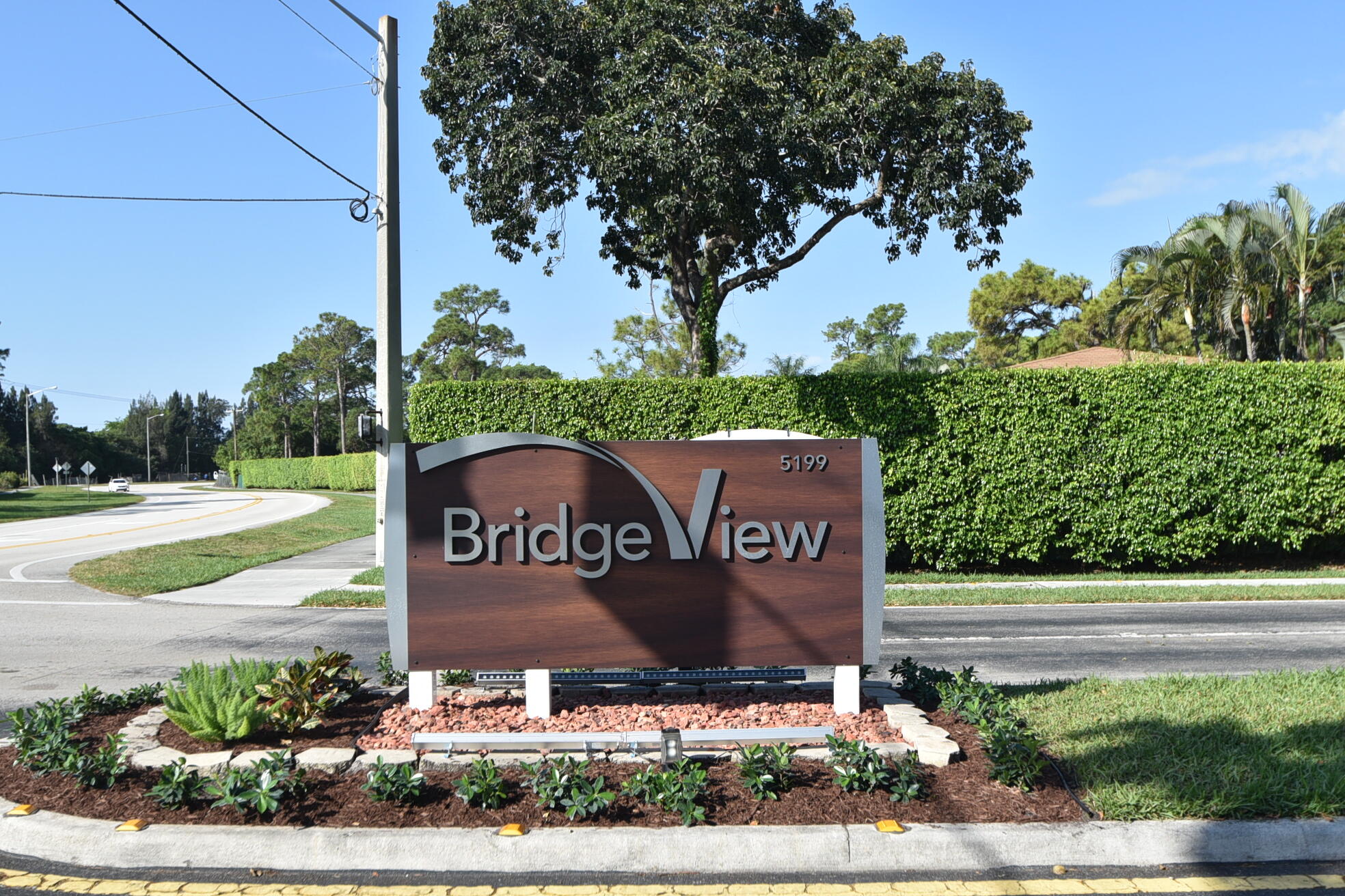 BRIDGEVIEW - Residential