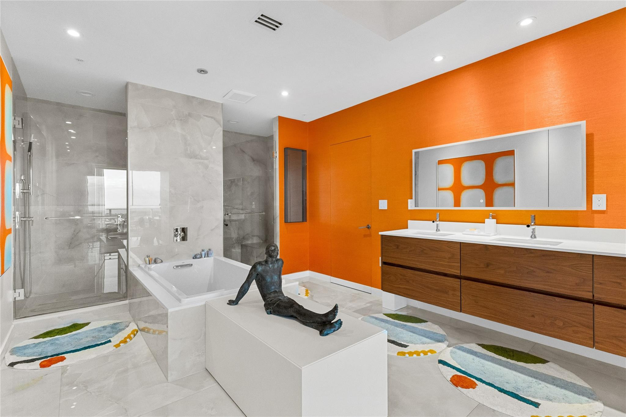 RIVA - Residential