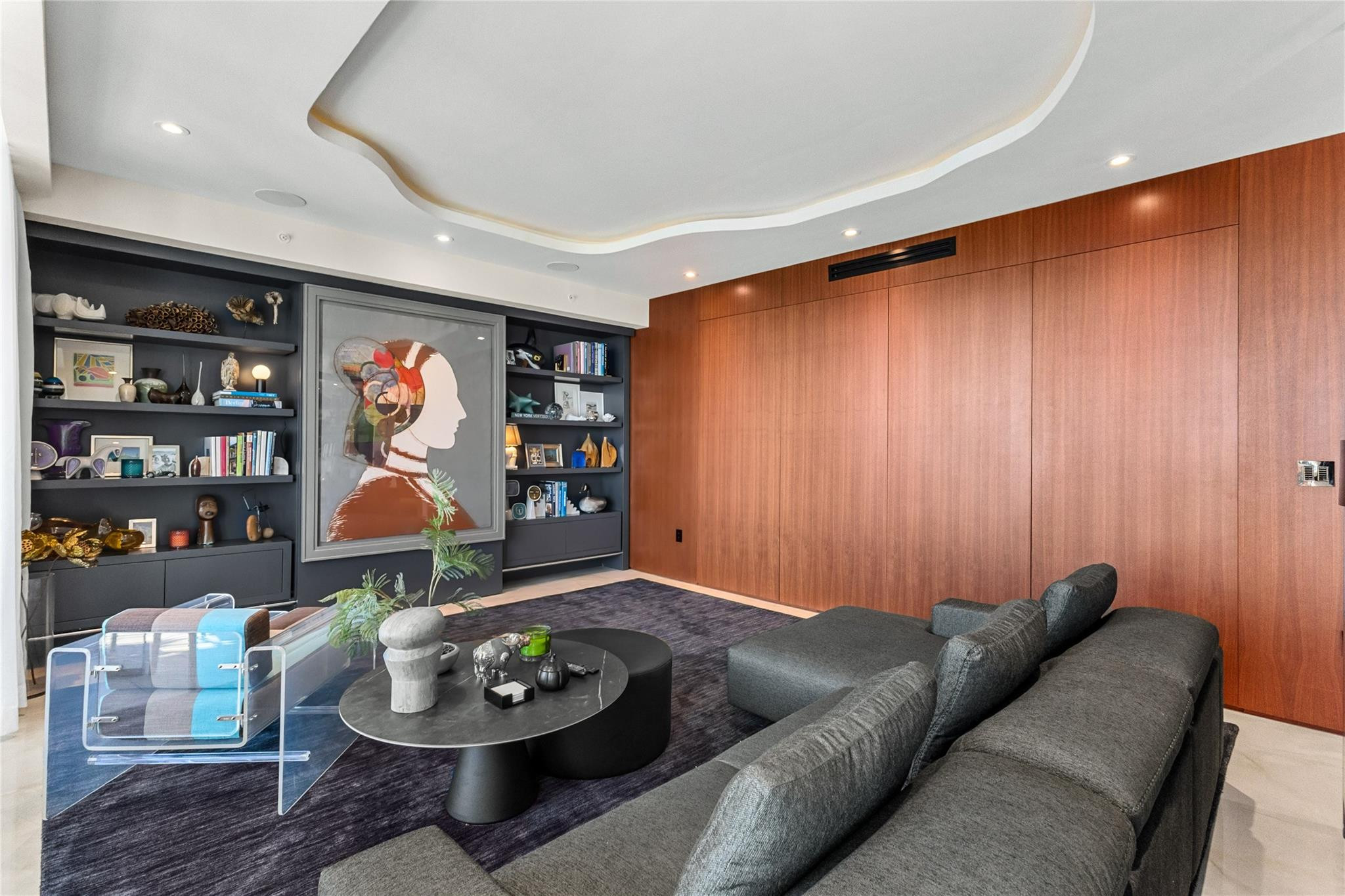RIVA - Residential
