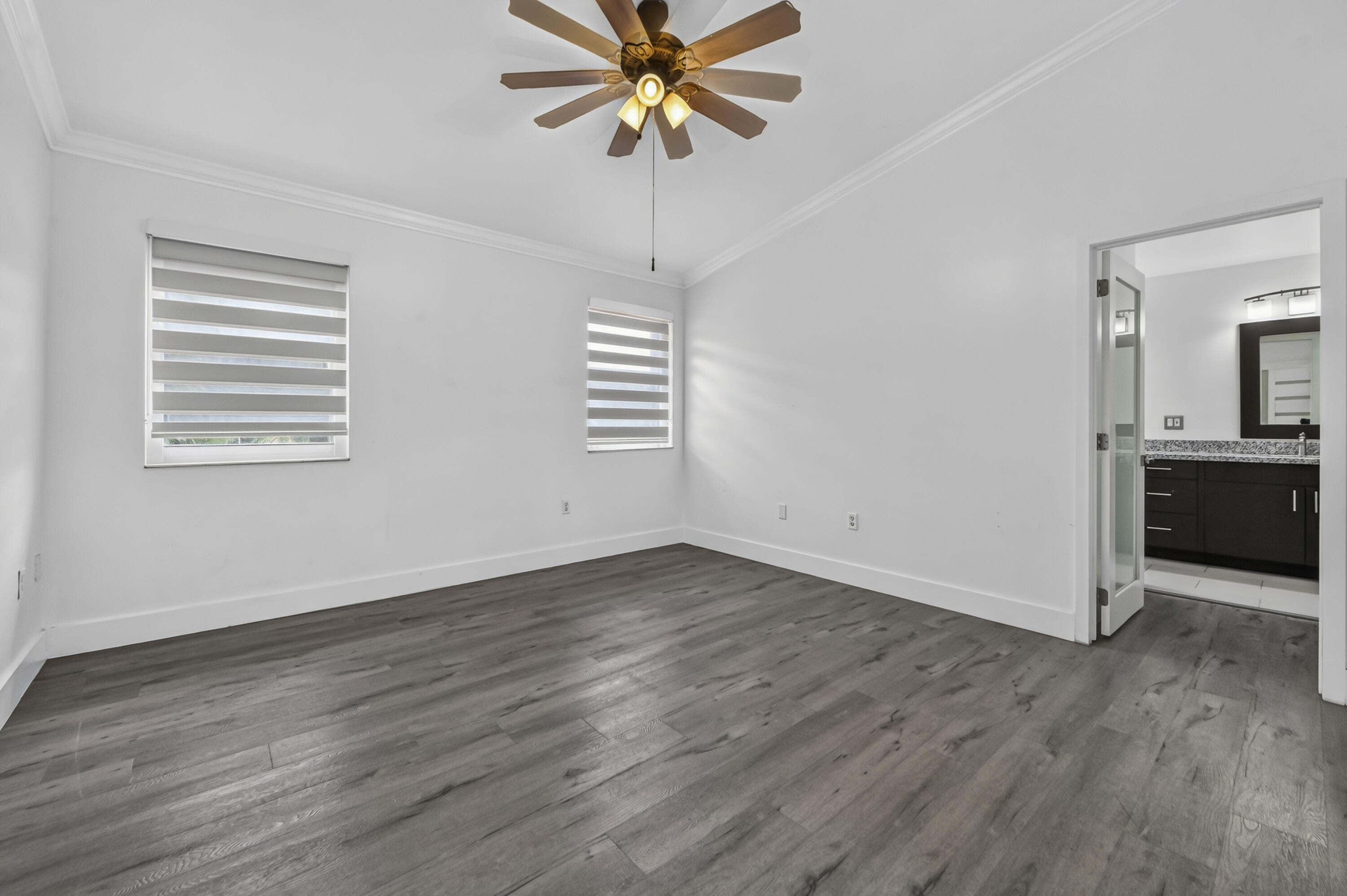 REPLAT OF COUNTRY LAKES - Residential