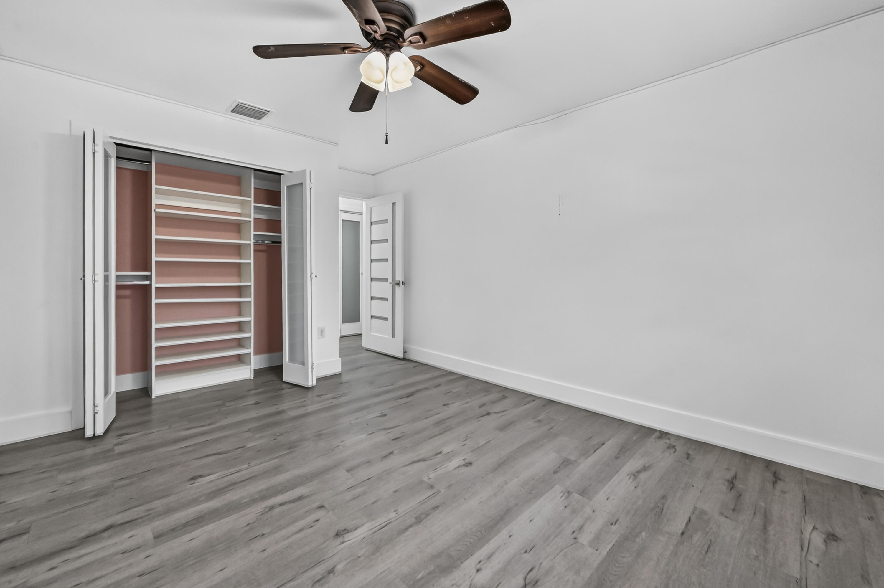 REPLAT OF COUNTRY LAKES - Residential