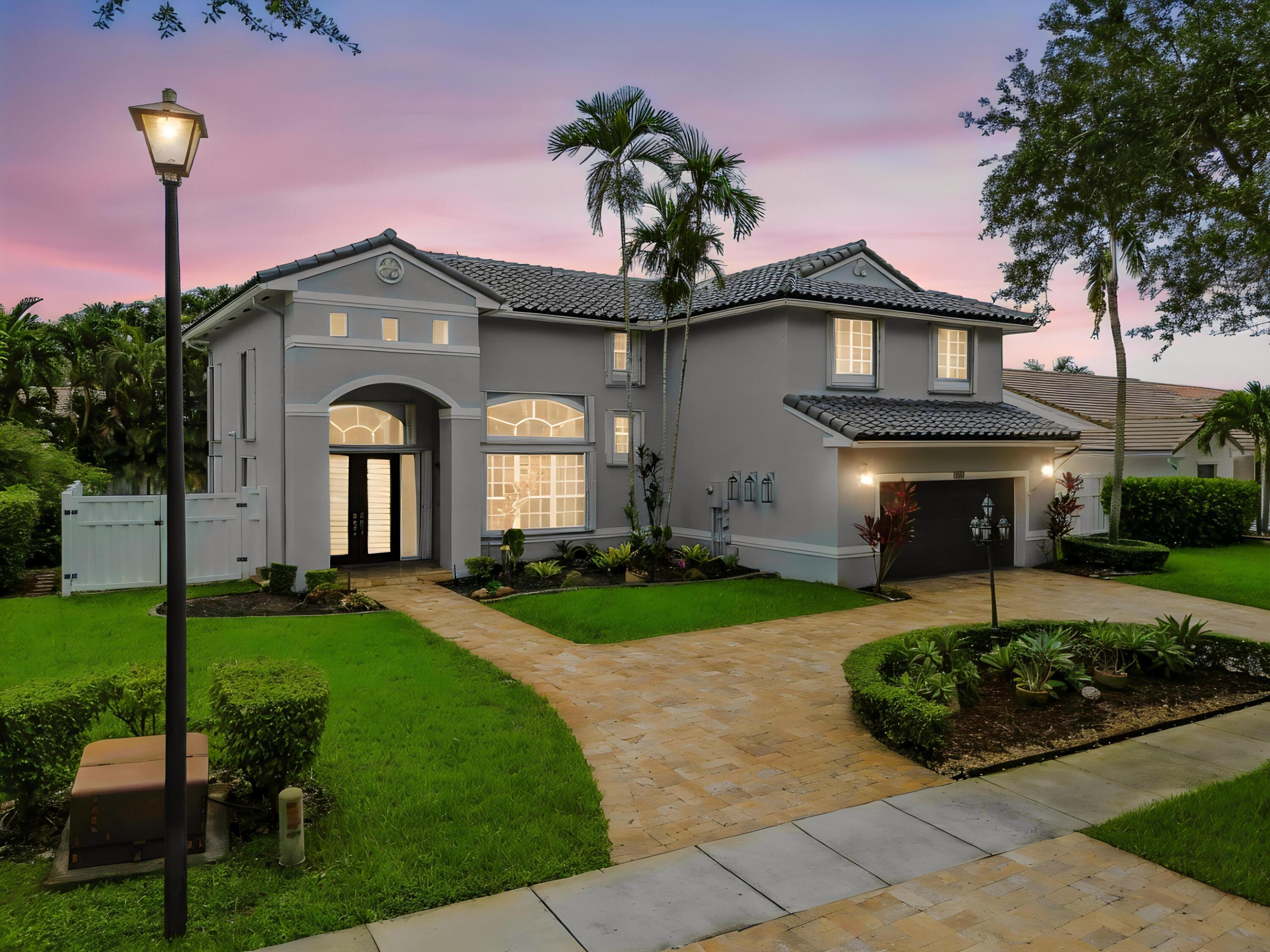 REPLAT OF COUNTRY LAKES - Residential