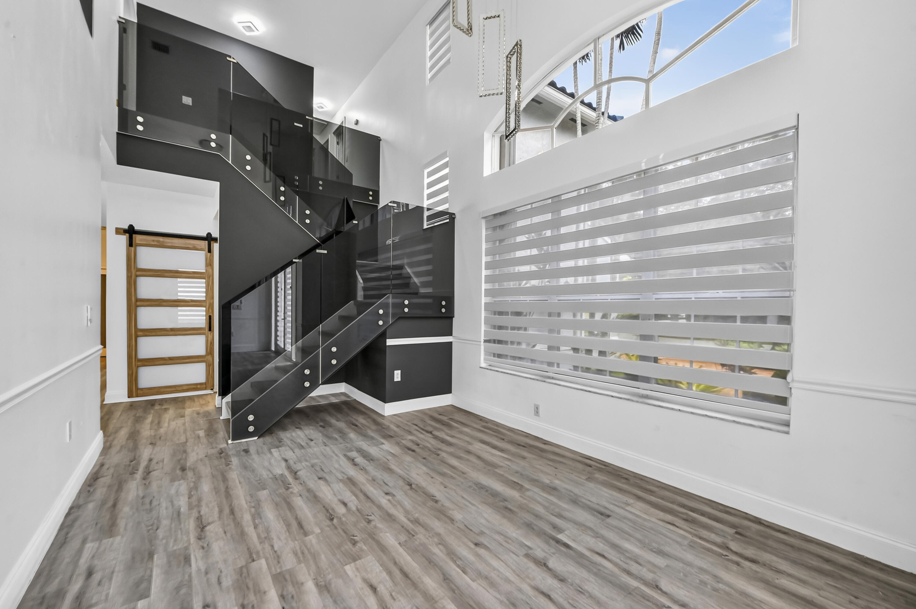 REPLAT OF COUNTRY LAKES - Residential